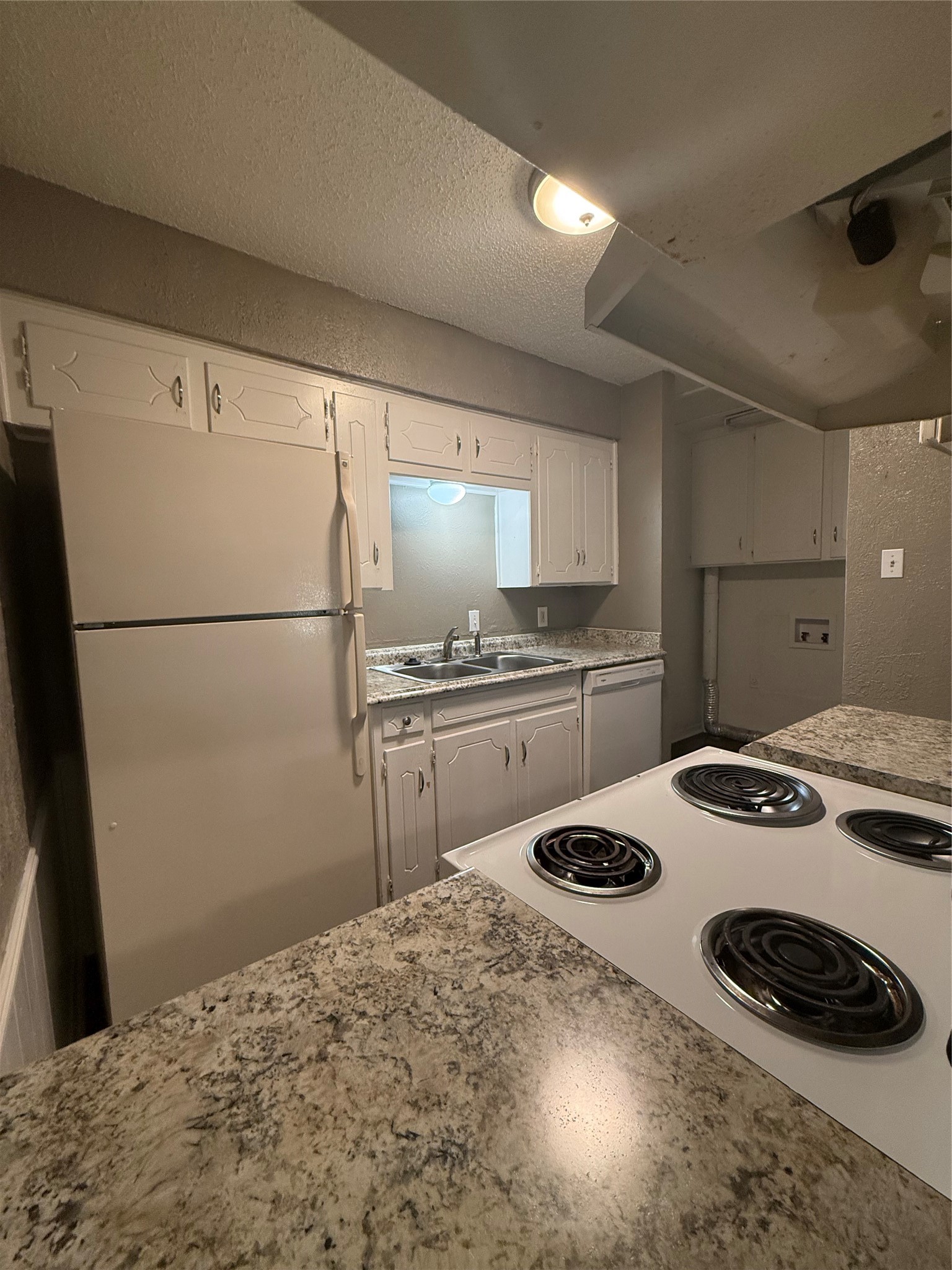 708 E Pecan Street Hurst TX 76053