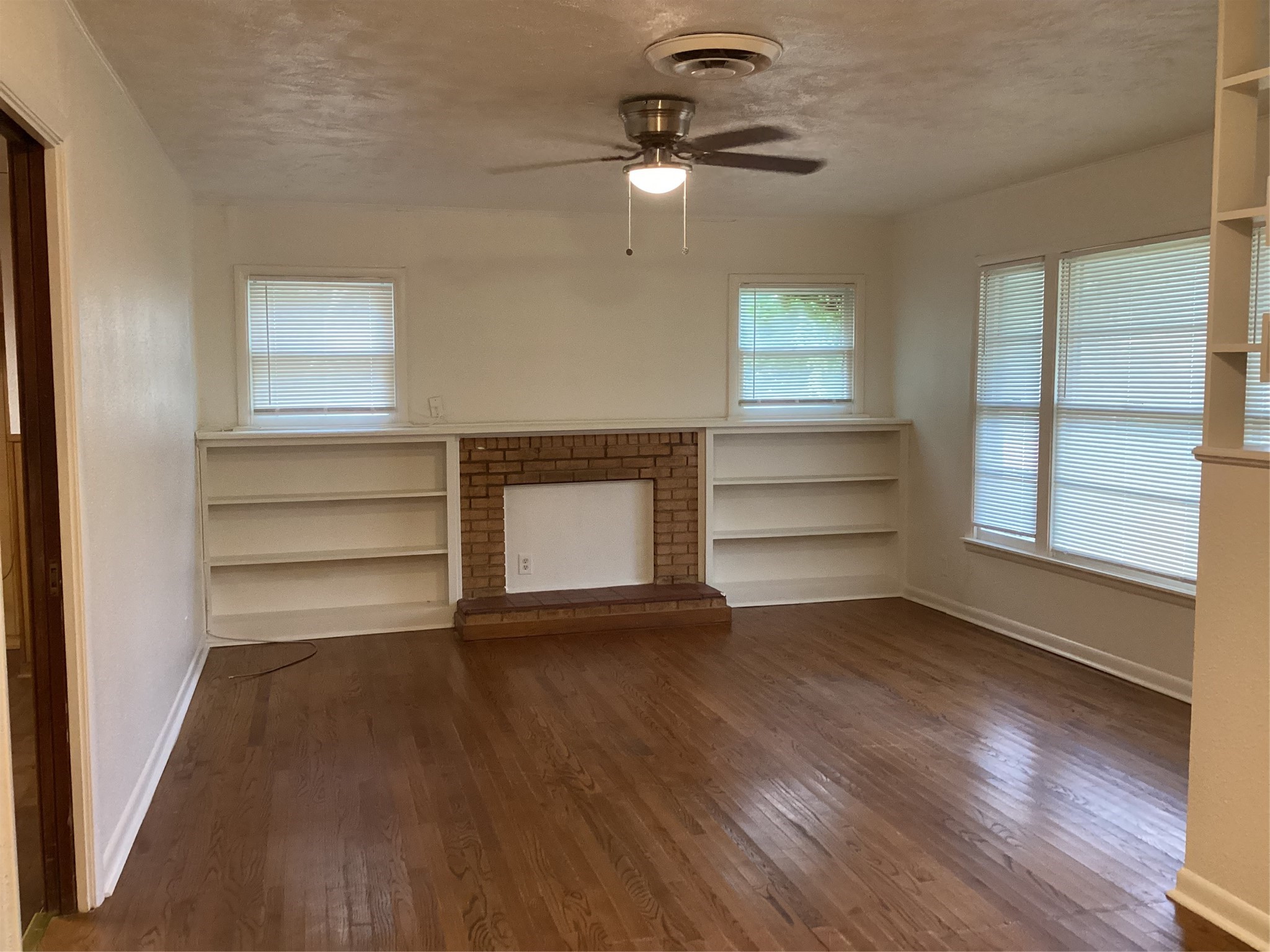 5340 Jerri Lane Haltom City TX 76117
