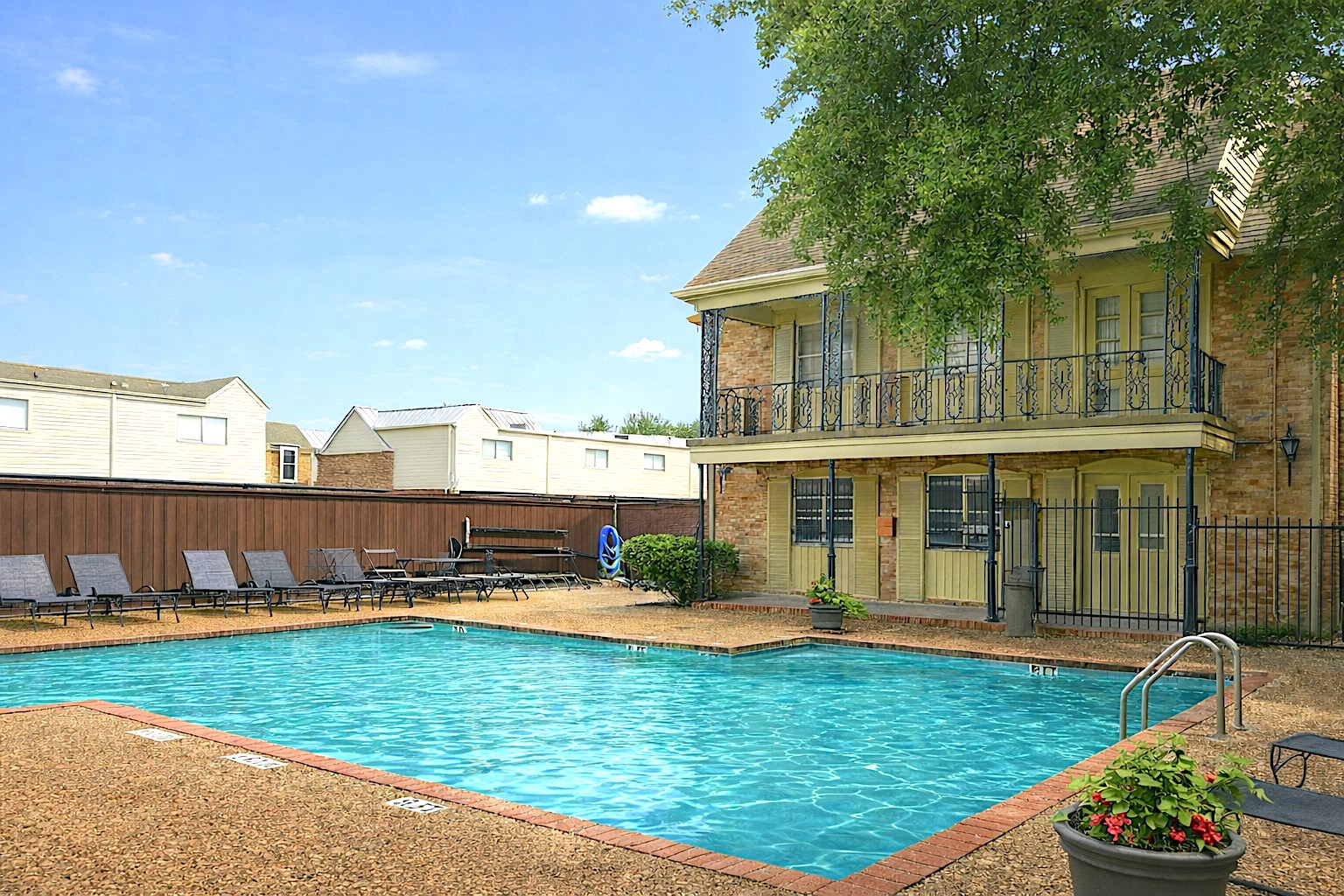 9844 Valley Meadow Court Dallas TX 75220