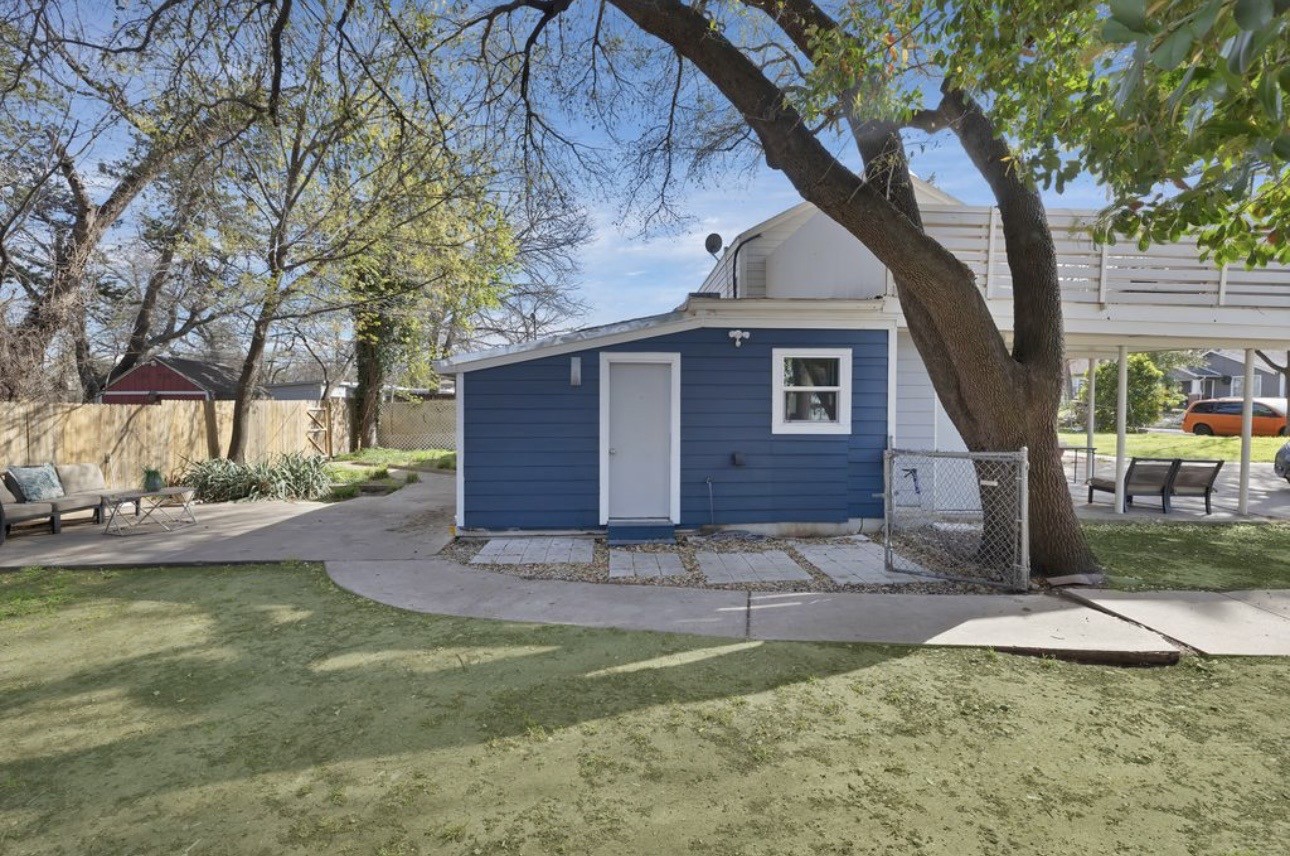 928 S Windomere Avenue Dallas TX 75208
