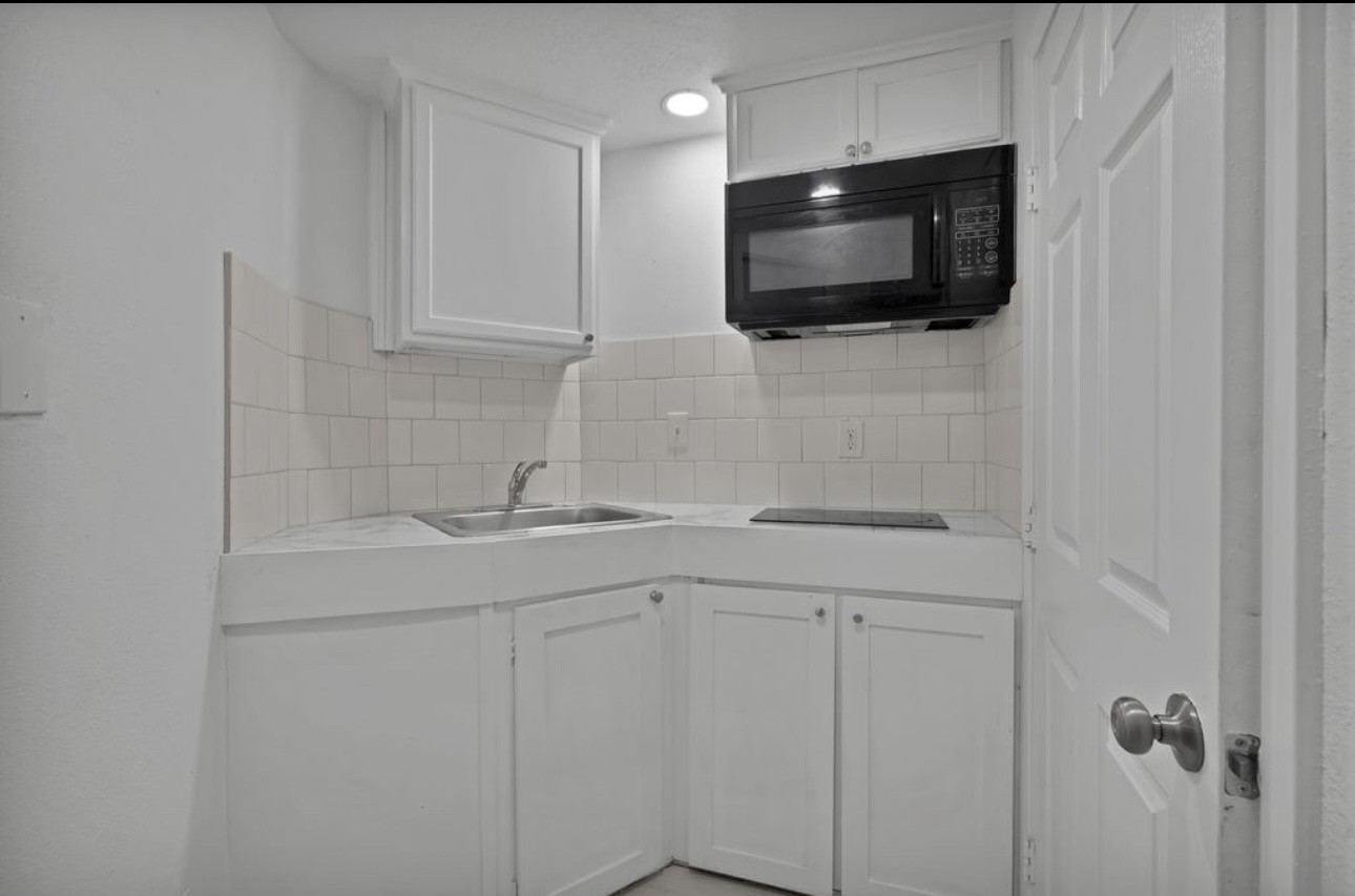 928 S Windomere Avenue Dallas TX 75208