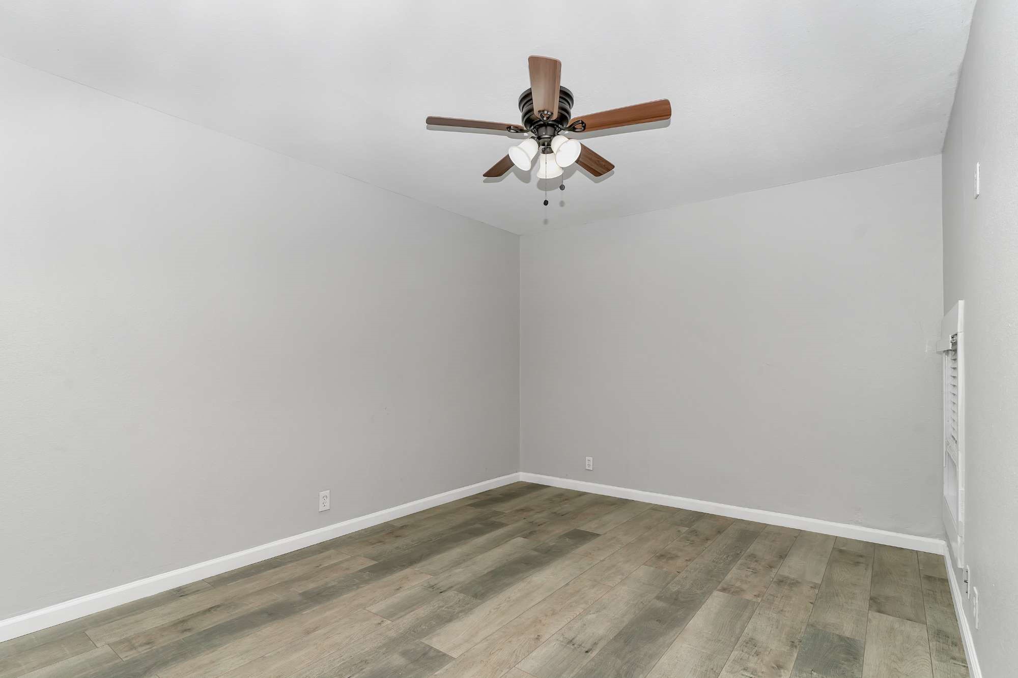 122 Ramsey Avenue Cleburne TX 76031