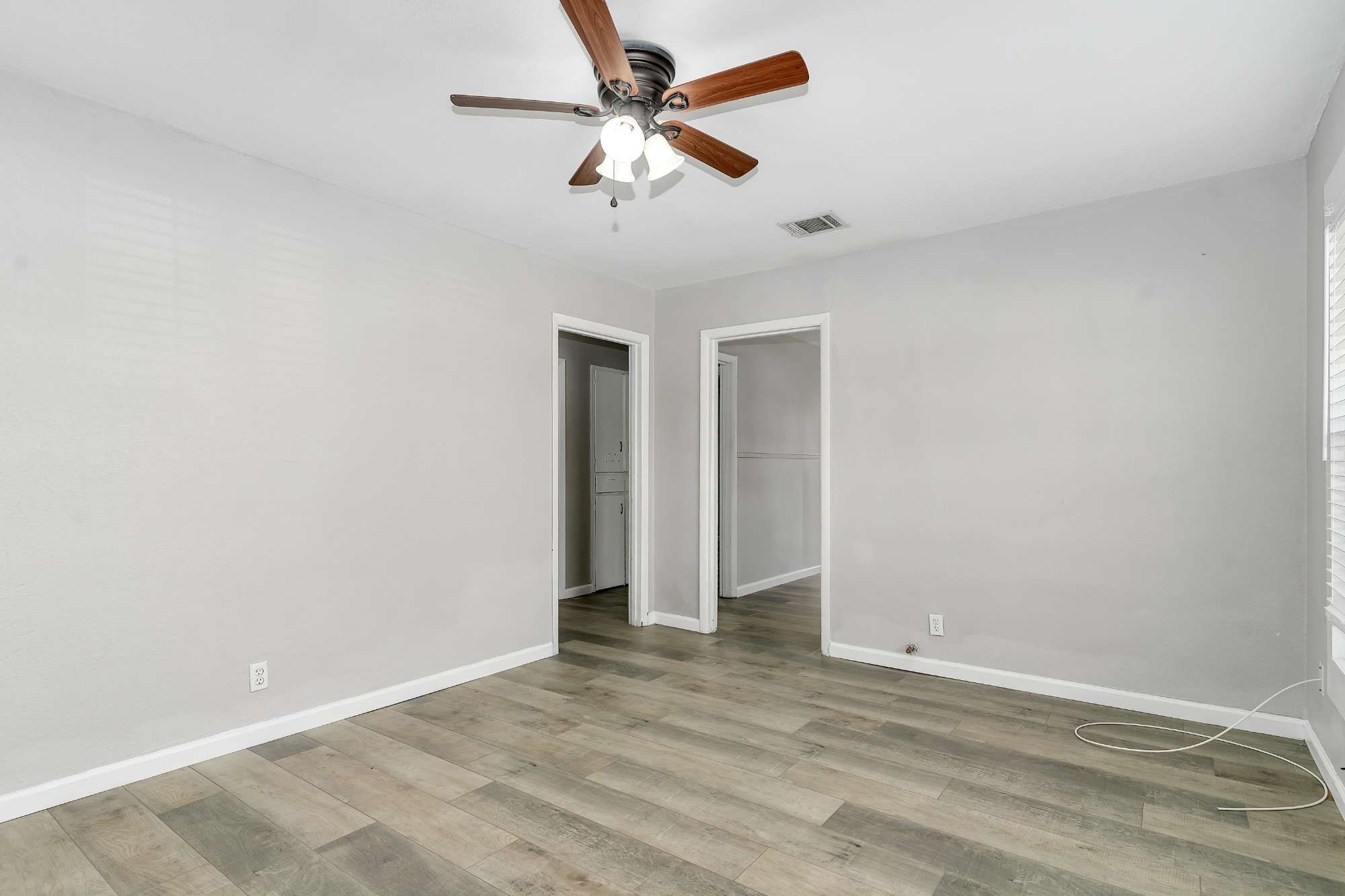 122 Ramsey Avenue Cleburne TX 76031