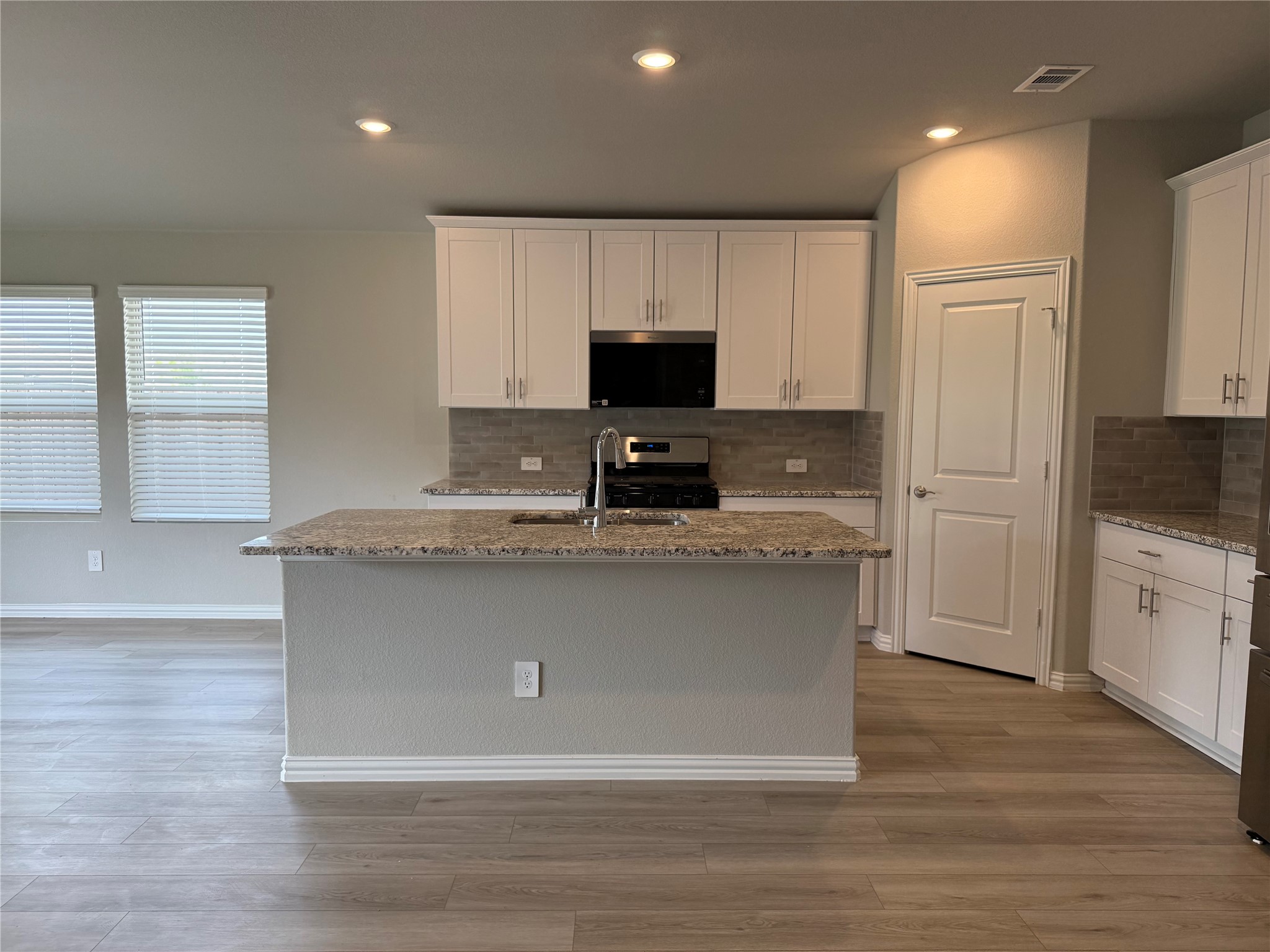 2215 Gustavus Drive Sherman TX 75092