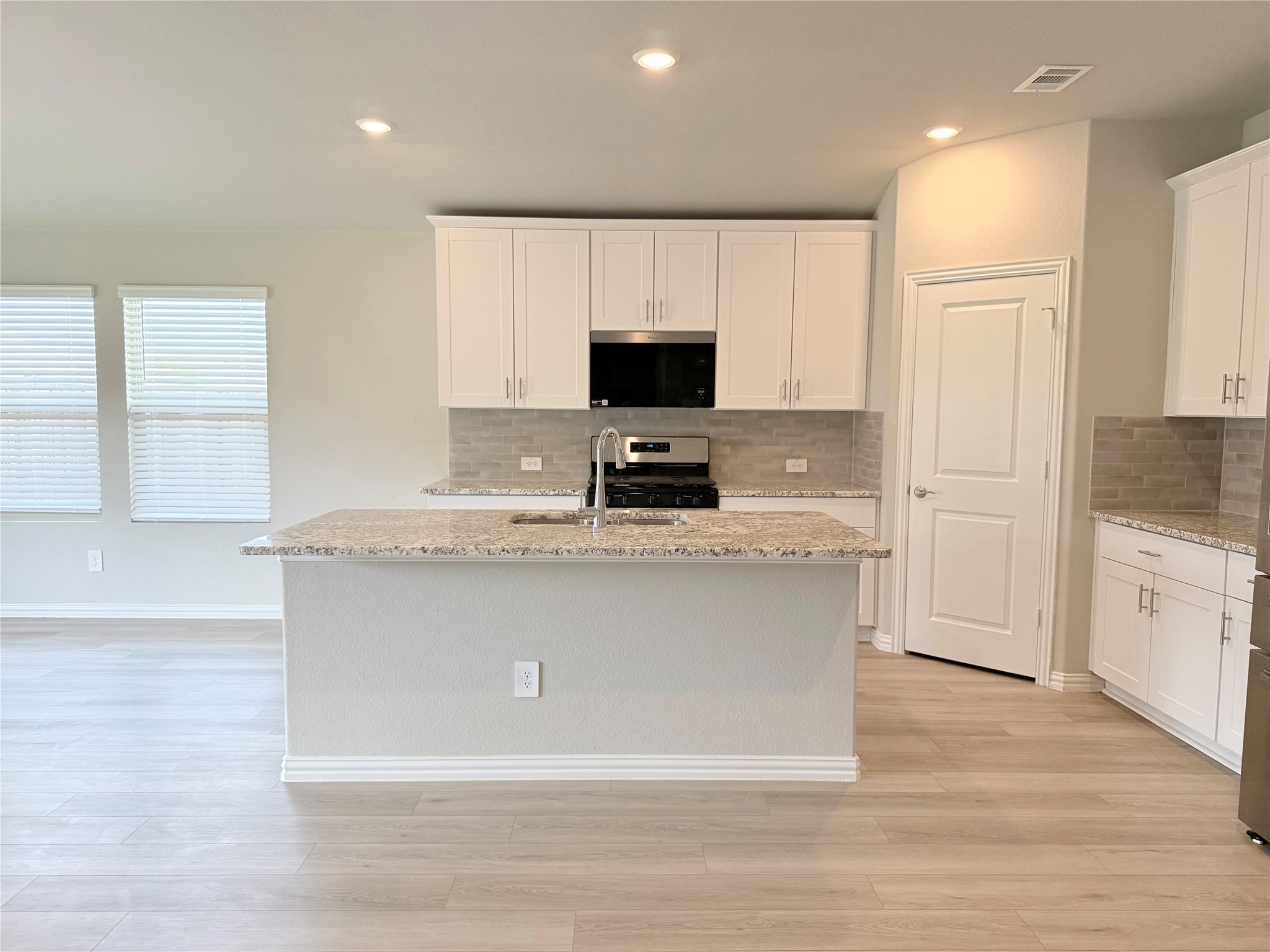 2215 Gustavus Drive Sherman TX 75092