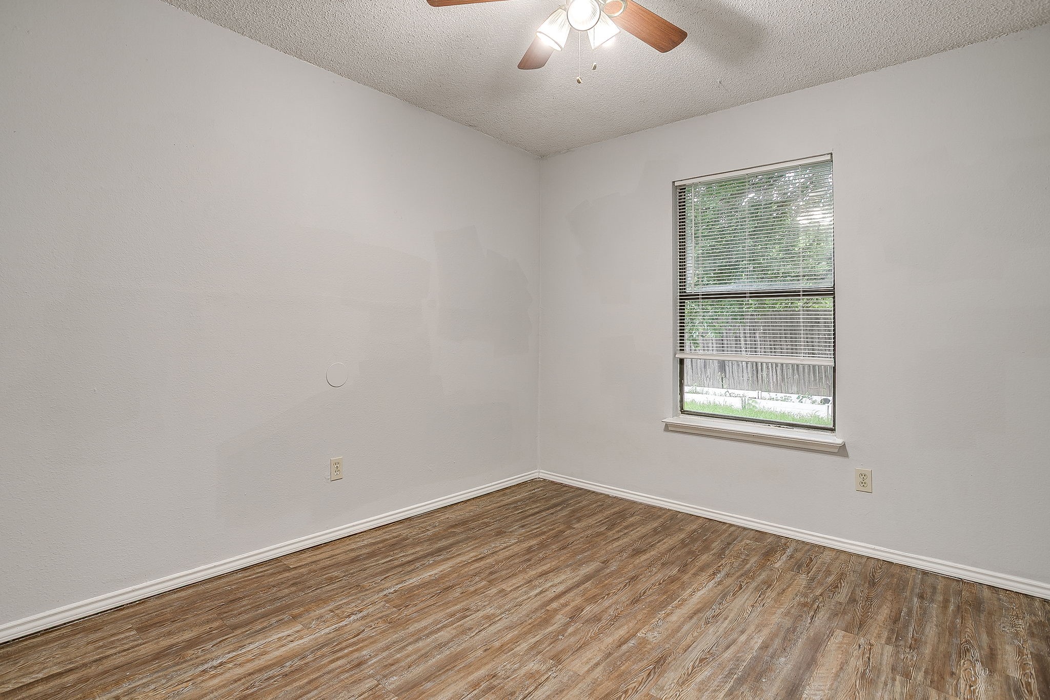 926 Irene Street Burleson TX 76028