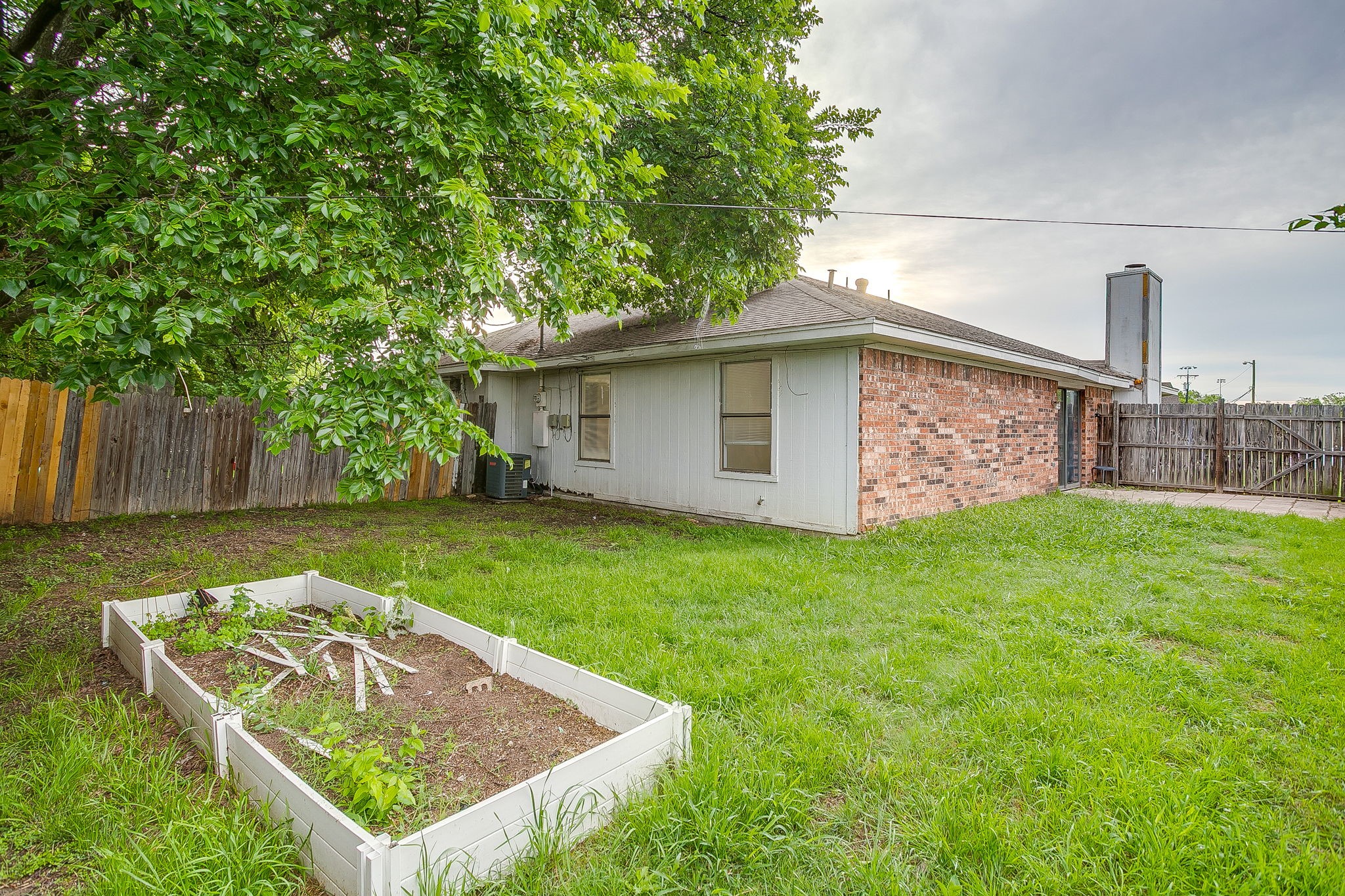 926 Irene Street Burleson TX 76028