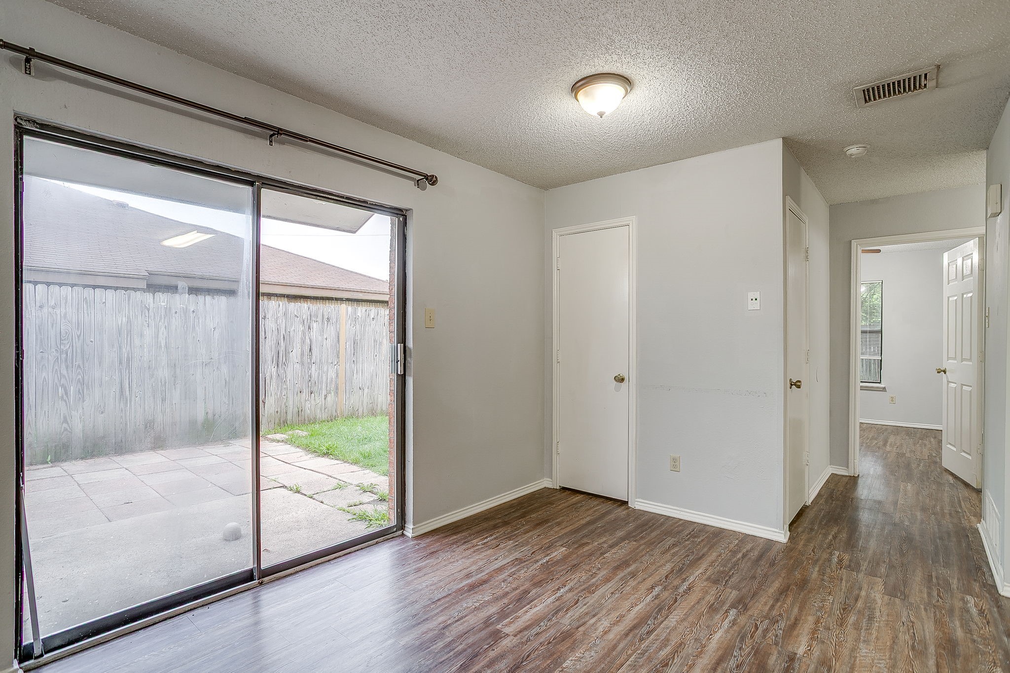 926 Irene Street Burleson TX 76028