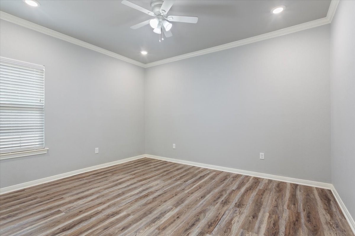 716 S Main Street Mcgregor TX 76657
