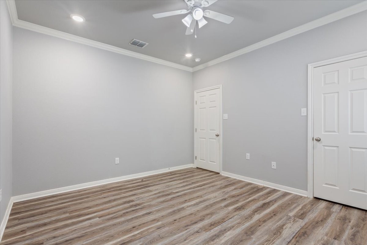 716 S Main Street Mcgregor TX 76657