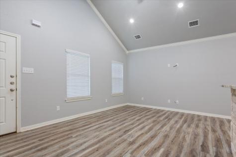 716 S Main Street McGregor TX 76657