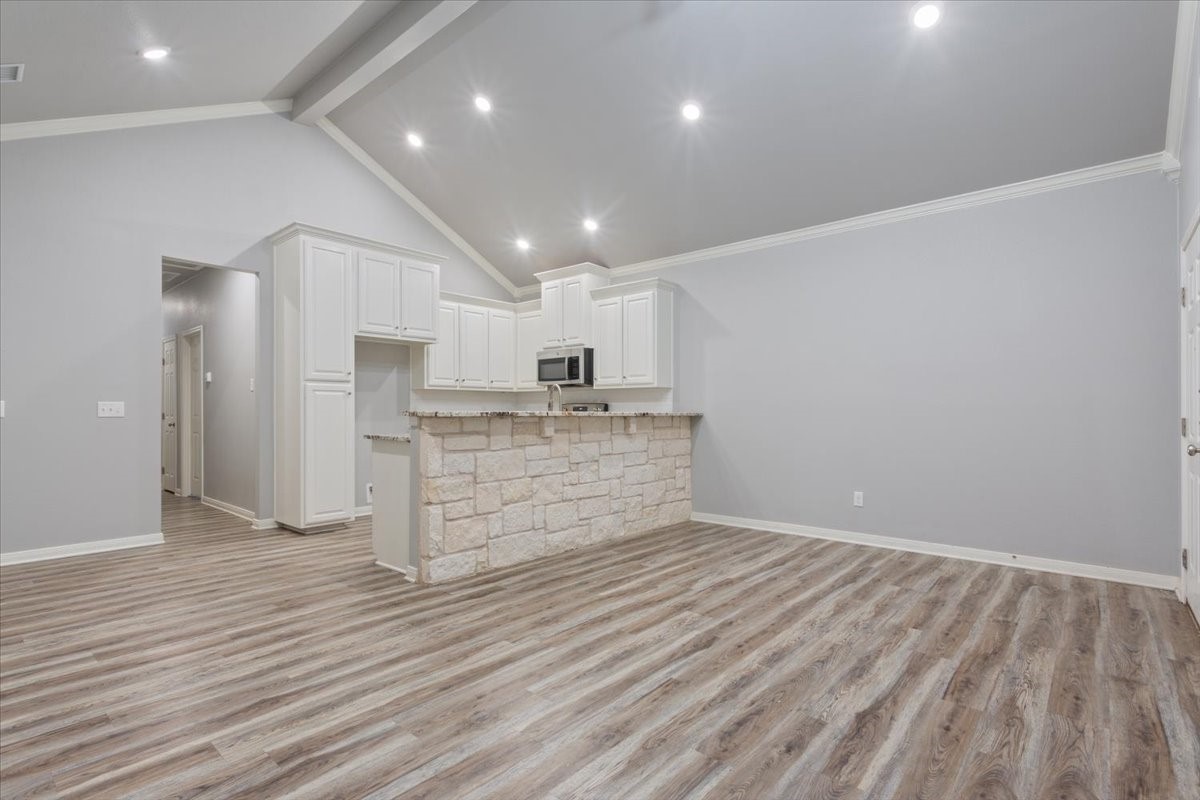 716 S Main Street Mcgregor TX 76657