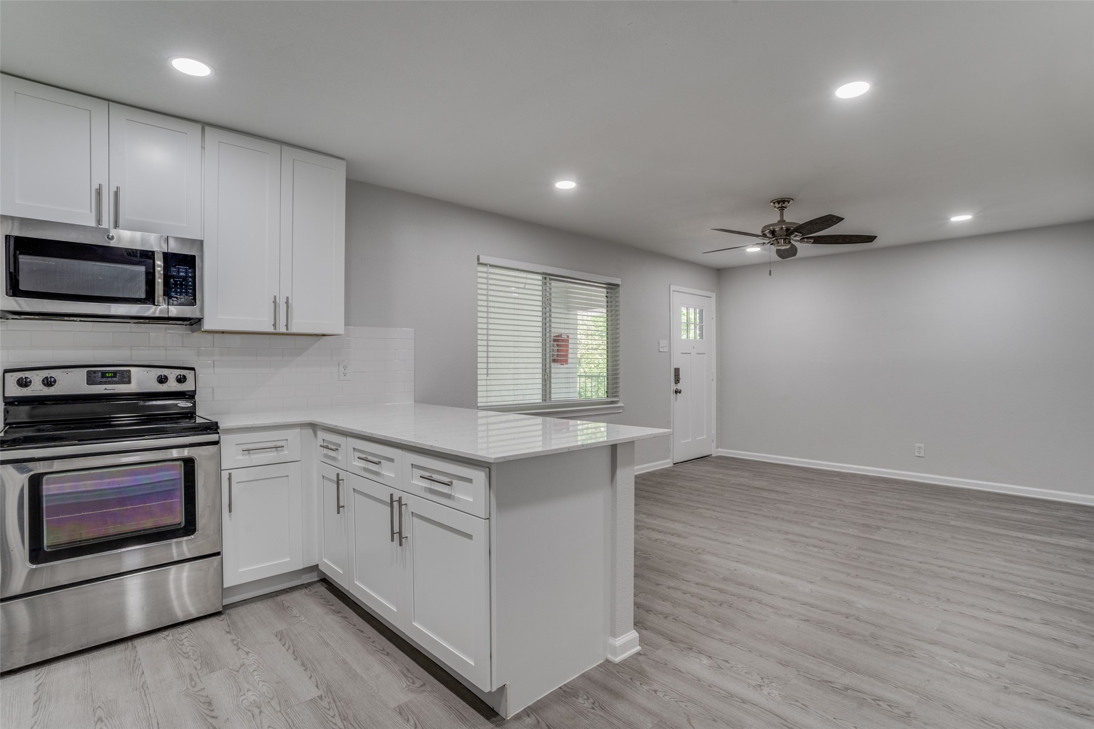 5444 Gaston Avenue Dallas TX 75214