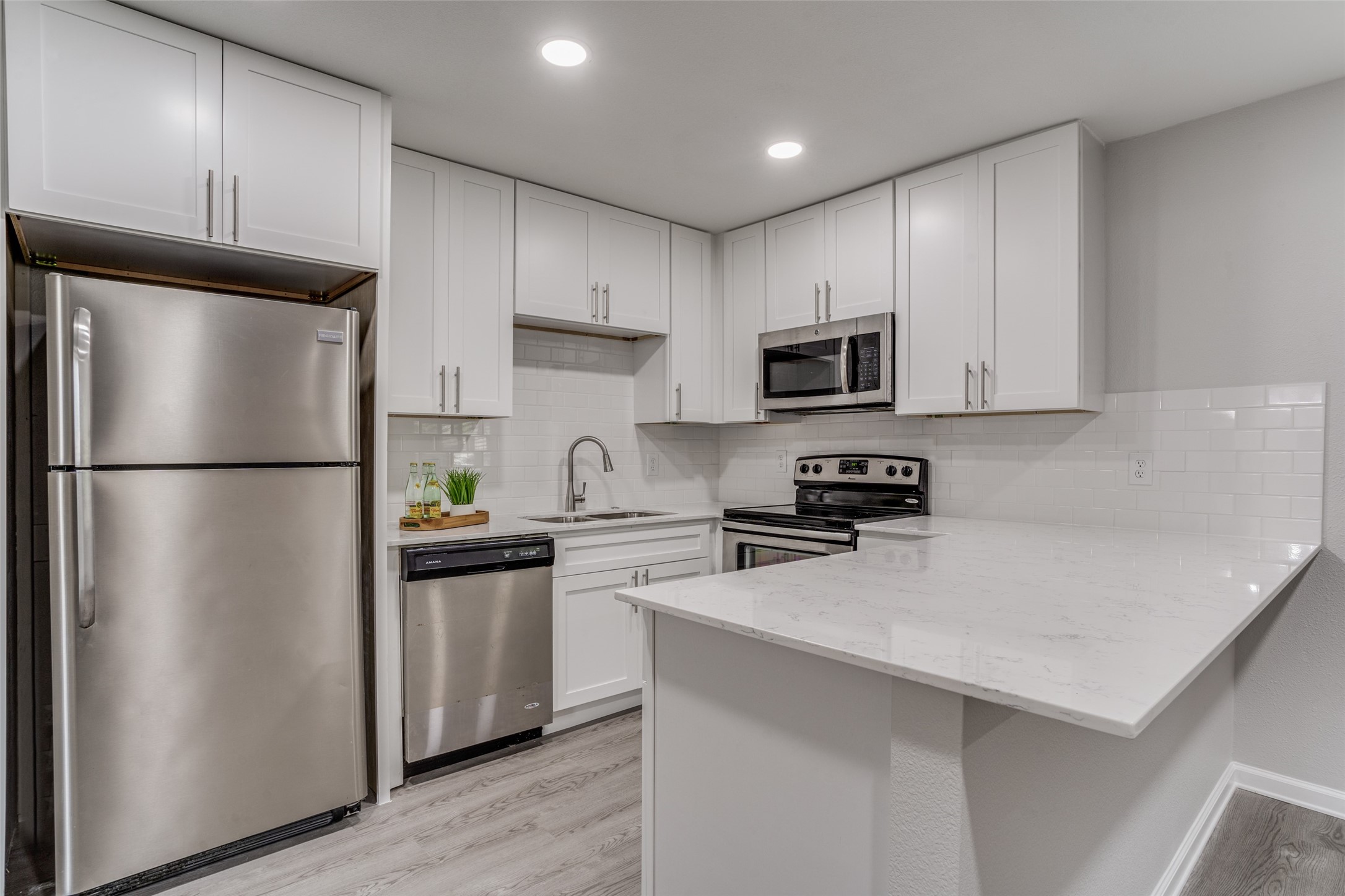 5444 Gaston Avenue Dallas TX 75214
