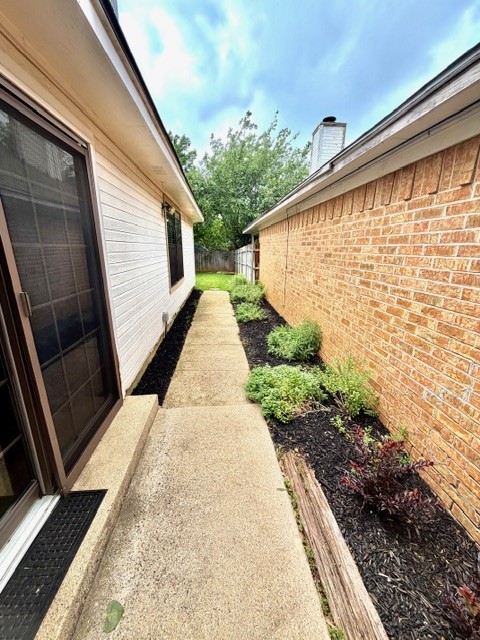 1015 Bull Run Denton TX 76209