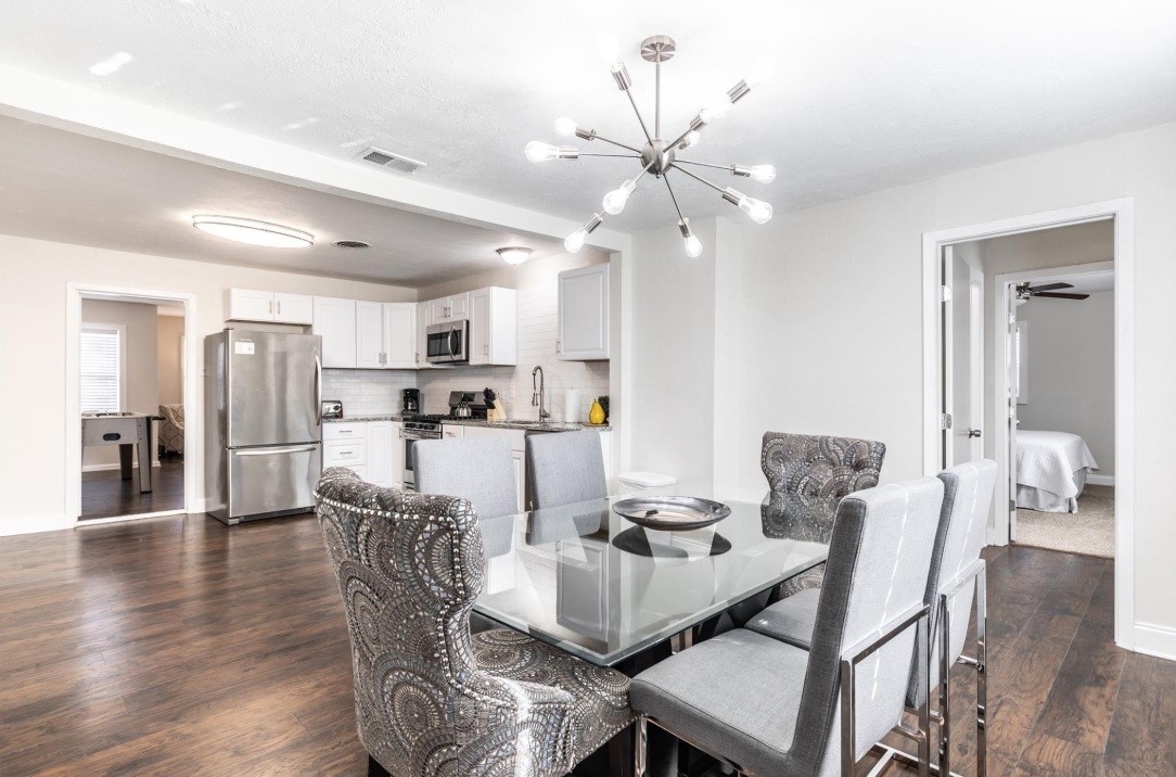 2134 Fenwick Drive Dallas TX 75228