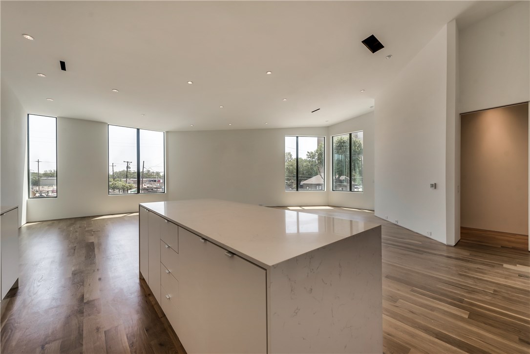 1504 Burlew Street Dallas TX 75204