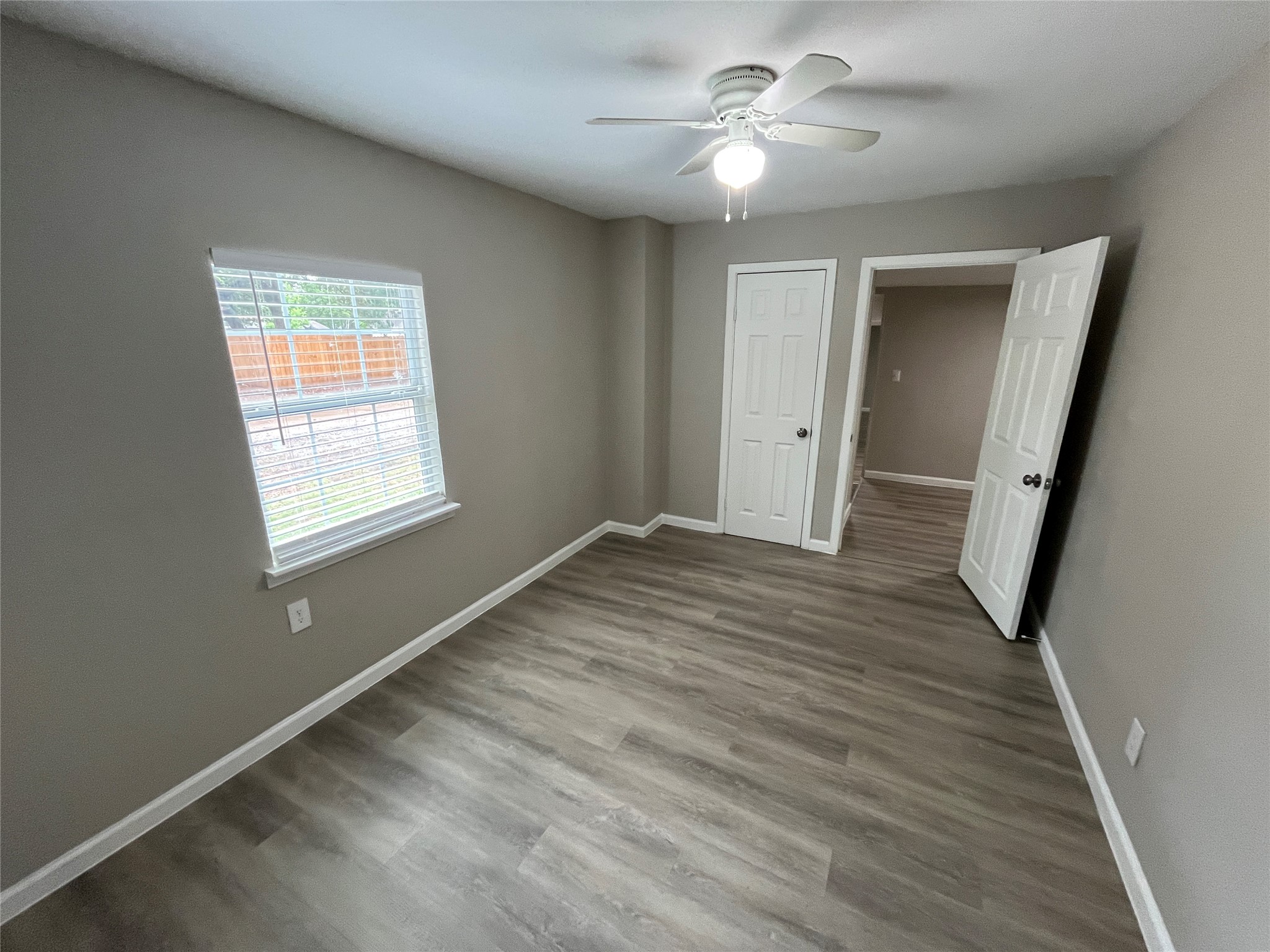1201 Rose Garden Avenue Dallas TX 75217