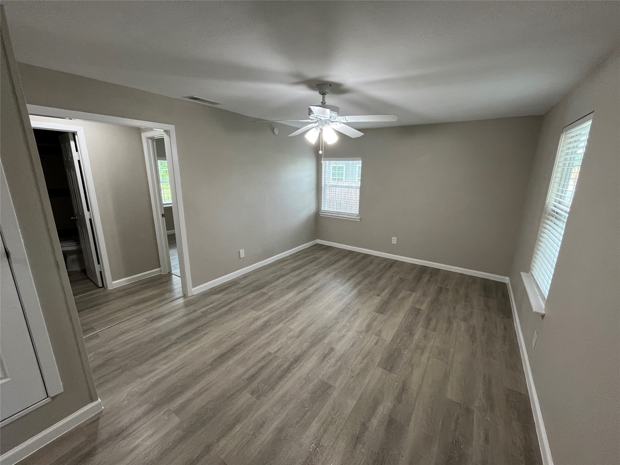 1201 Rose Garden Avenue Dallas TX 75217