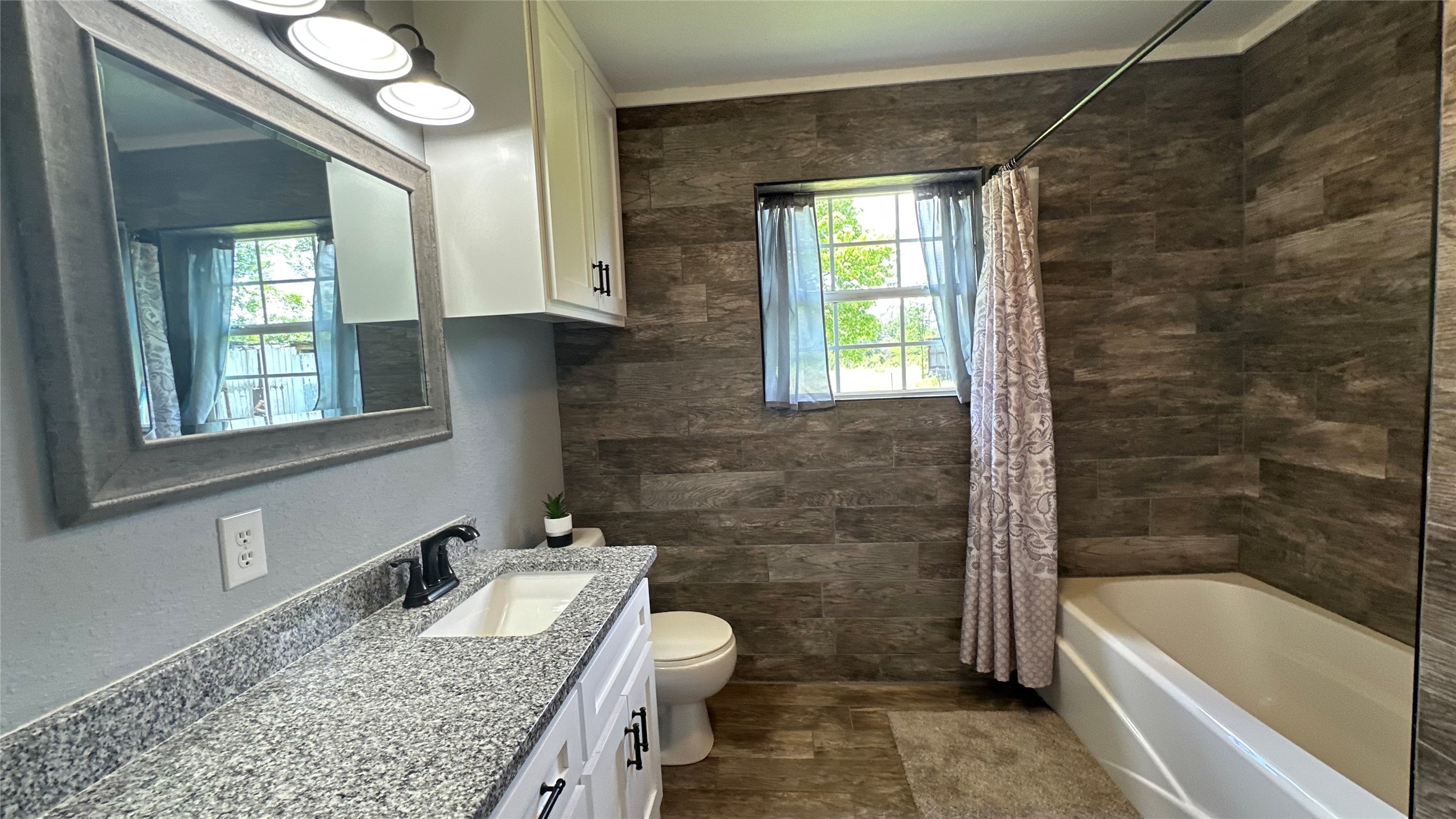 1543 Rs County Road 2570 Alba TX 75410