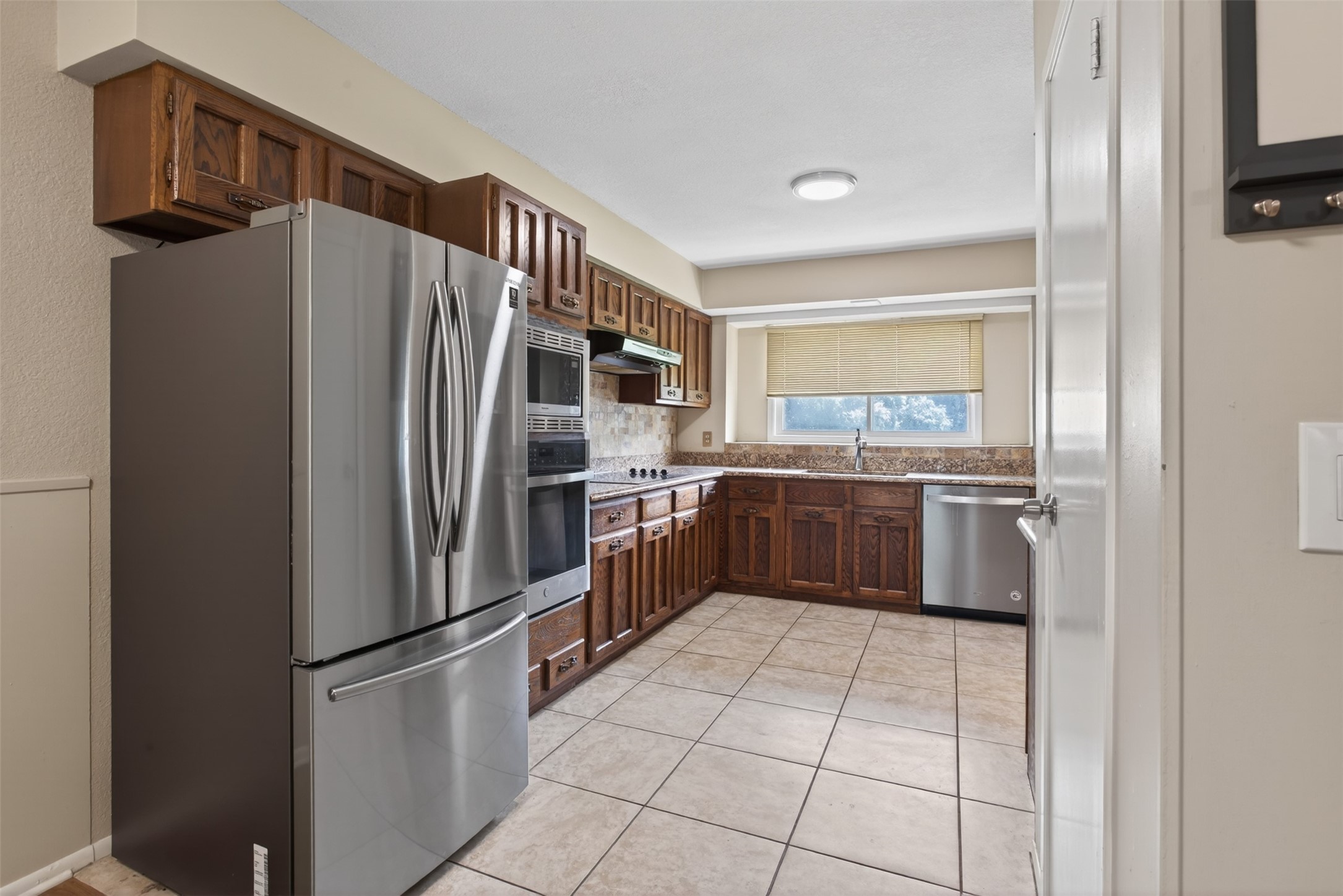 4202 Indian Creek Court Granbury TX 76049