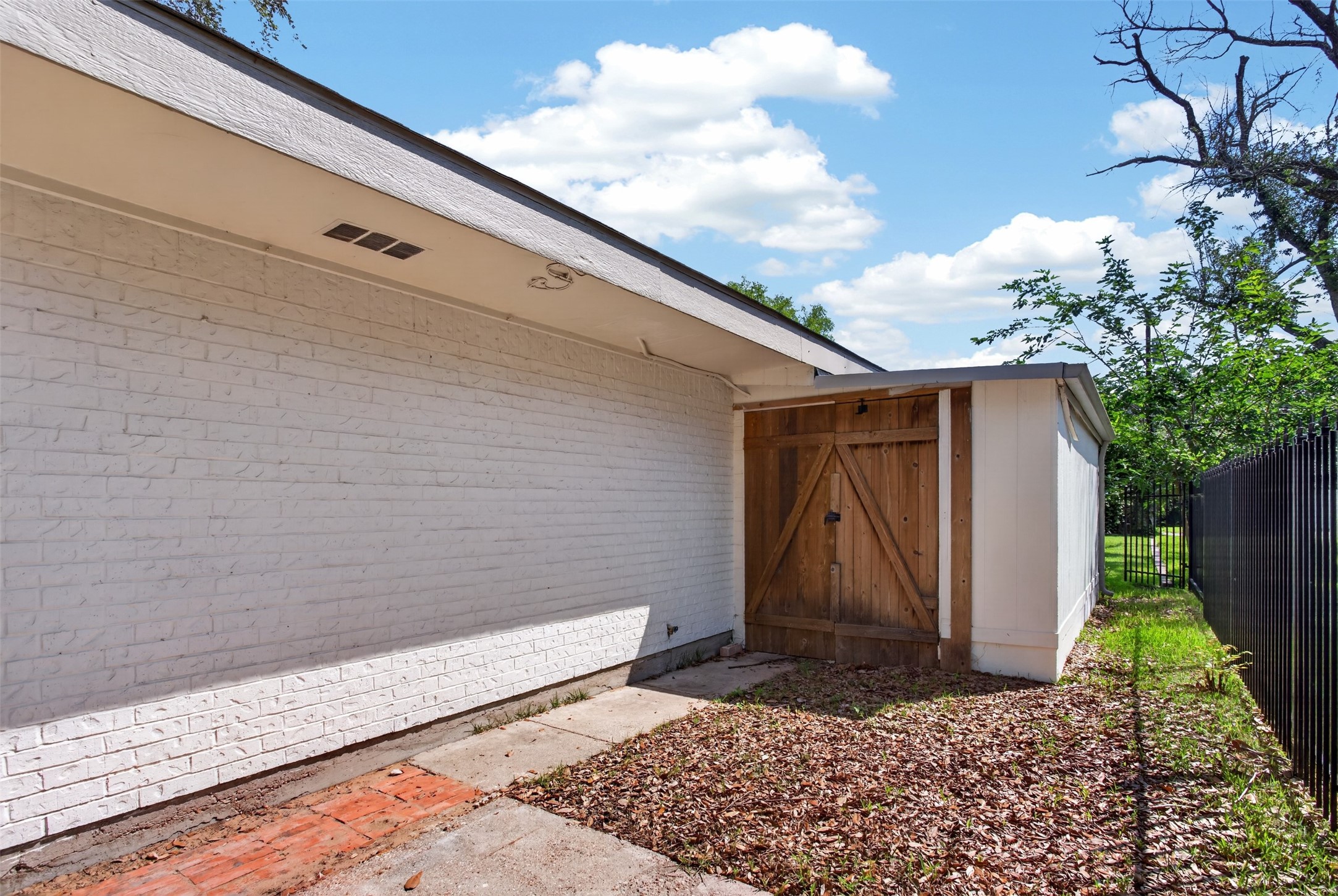 4202 Indian Creek Court Granbury TX 76049