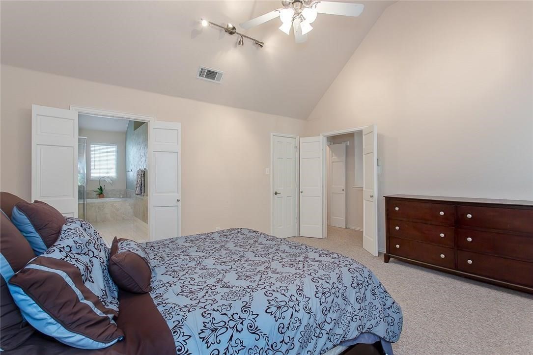 5735 Richmond Avenue Dallas TX 75206