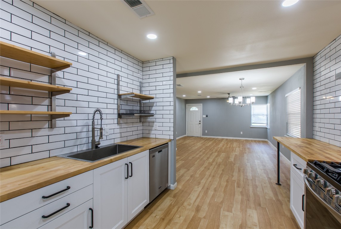 4443 Kelton Drive Dallas TX 75209