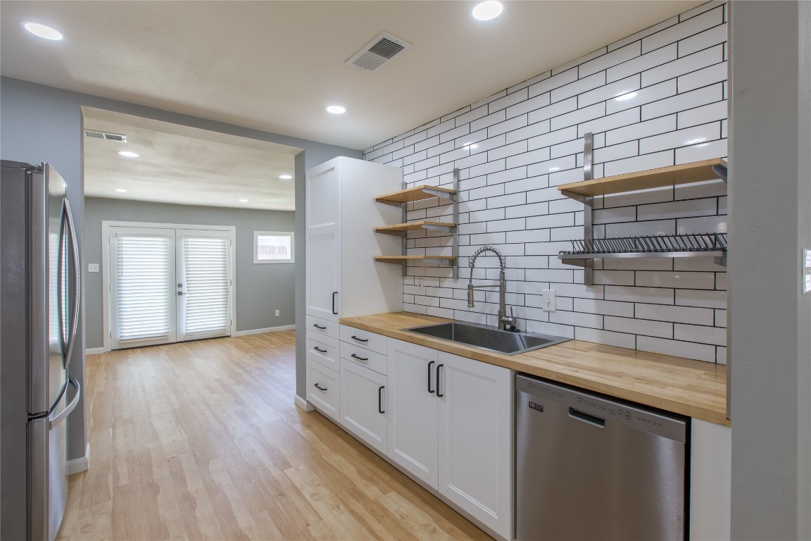 4443 Kelton Drive Dallas TX 75209