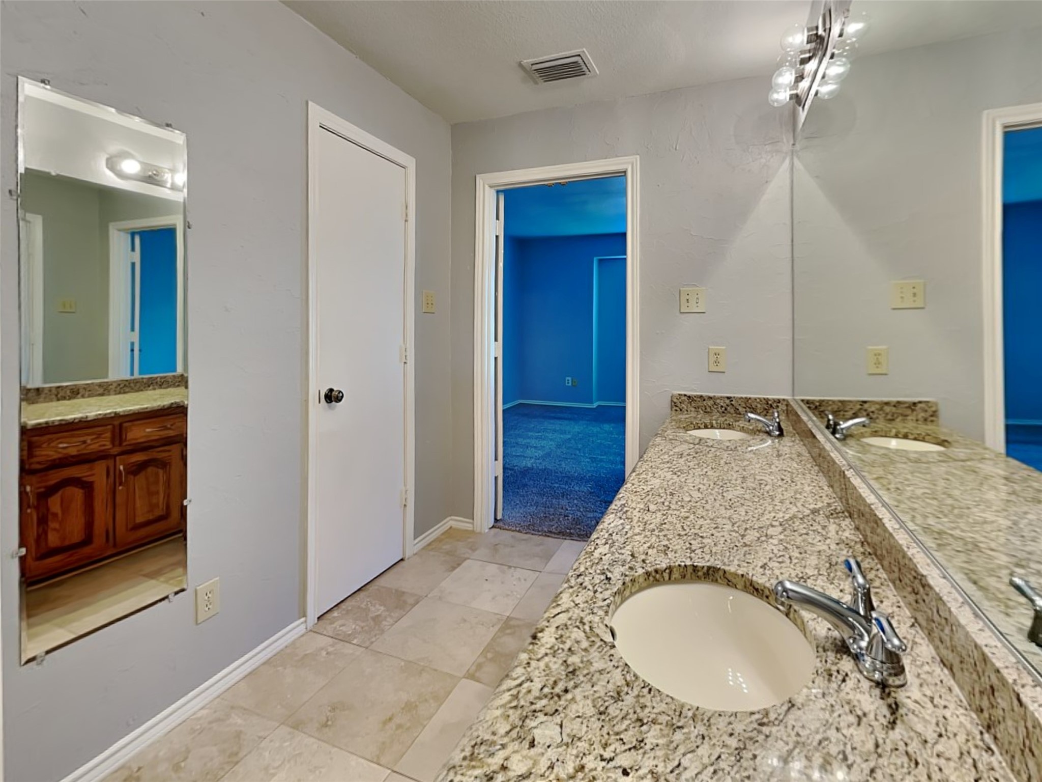 1920 Oakbluff Drive Carrollton TX 75007