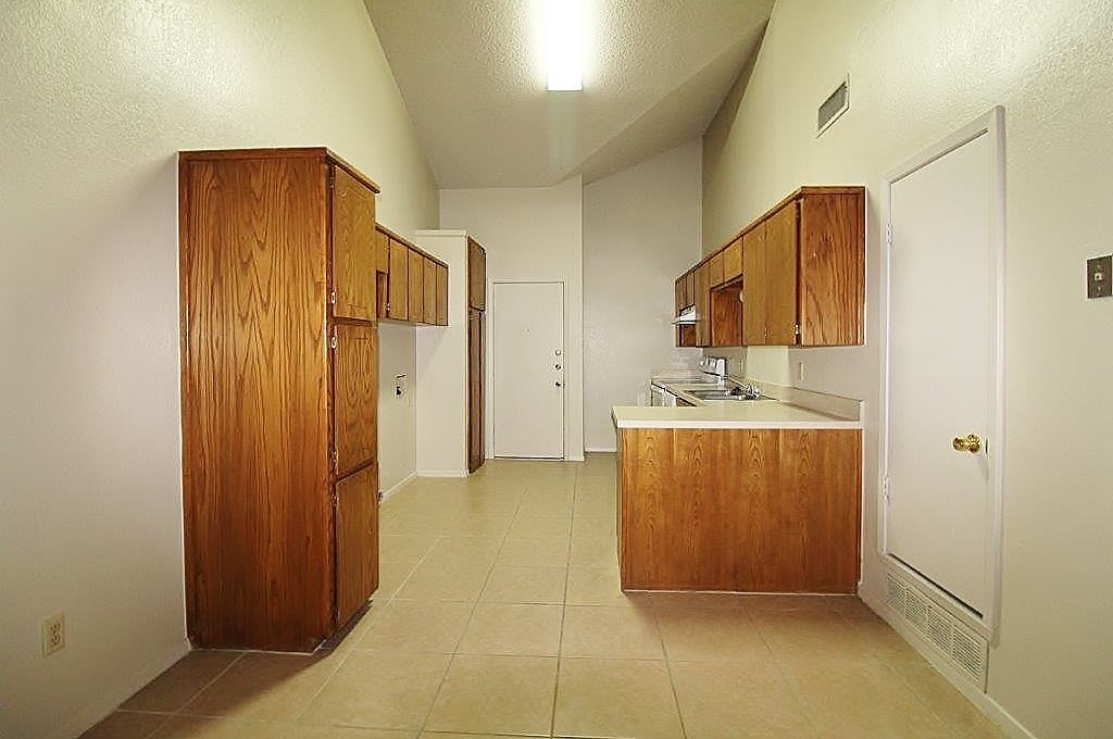 1110 Curtis Drive Weatherford TX 76086