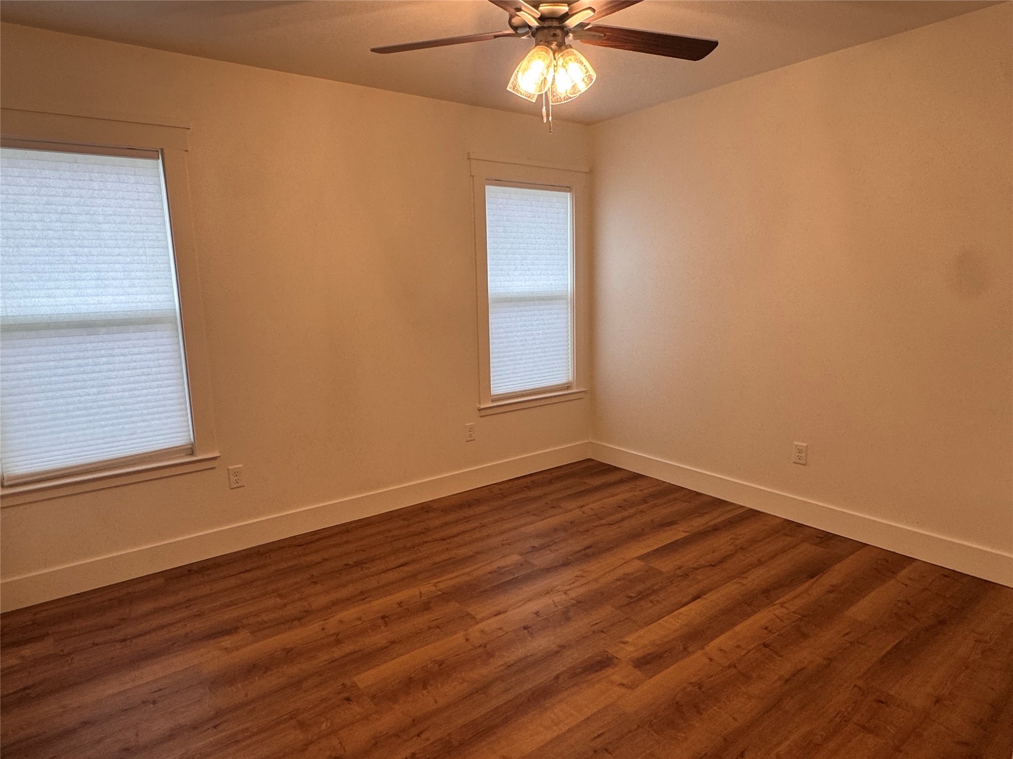 410 S Hannaford Street Granbury TX 76048
