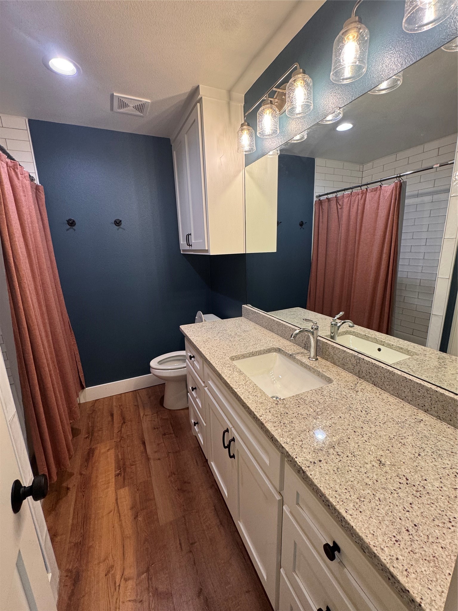 410 S Hannaford Street Granbury TX 76048