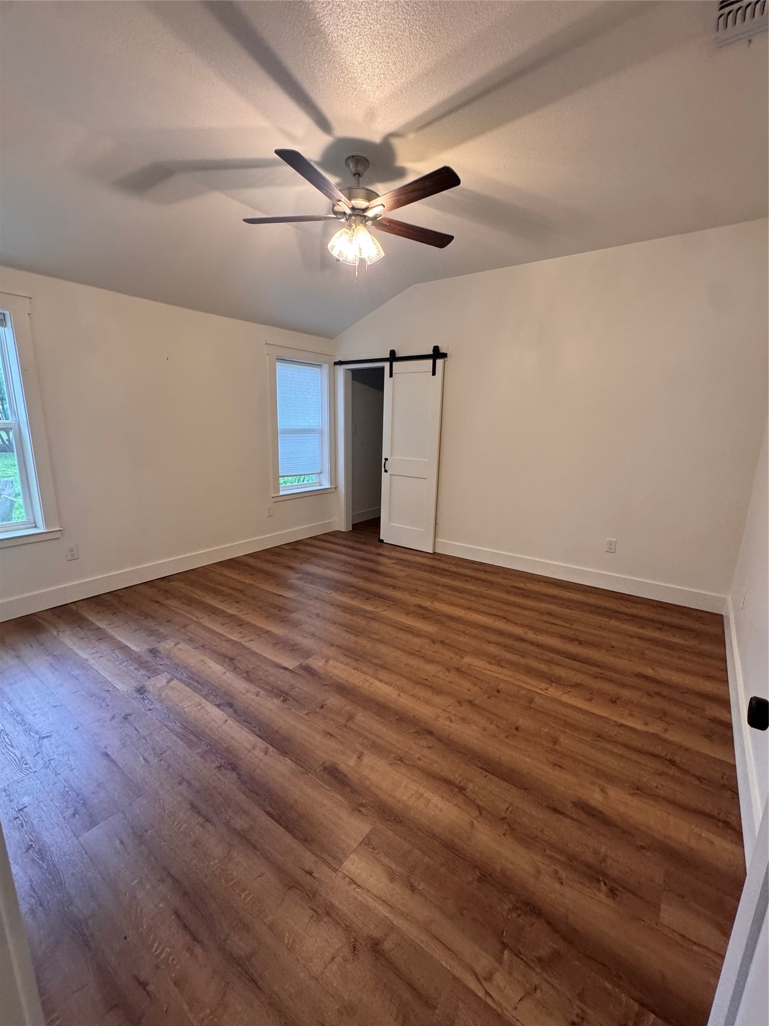 410 S Hannaford Street Granbury TX 76048