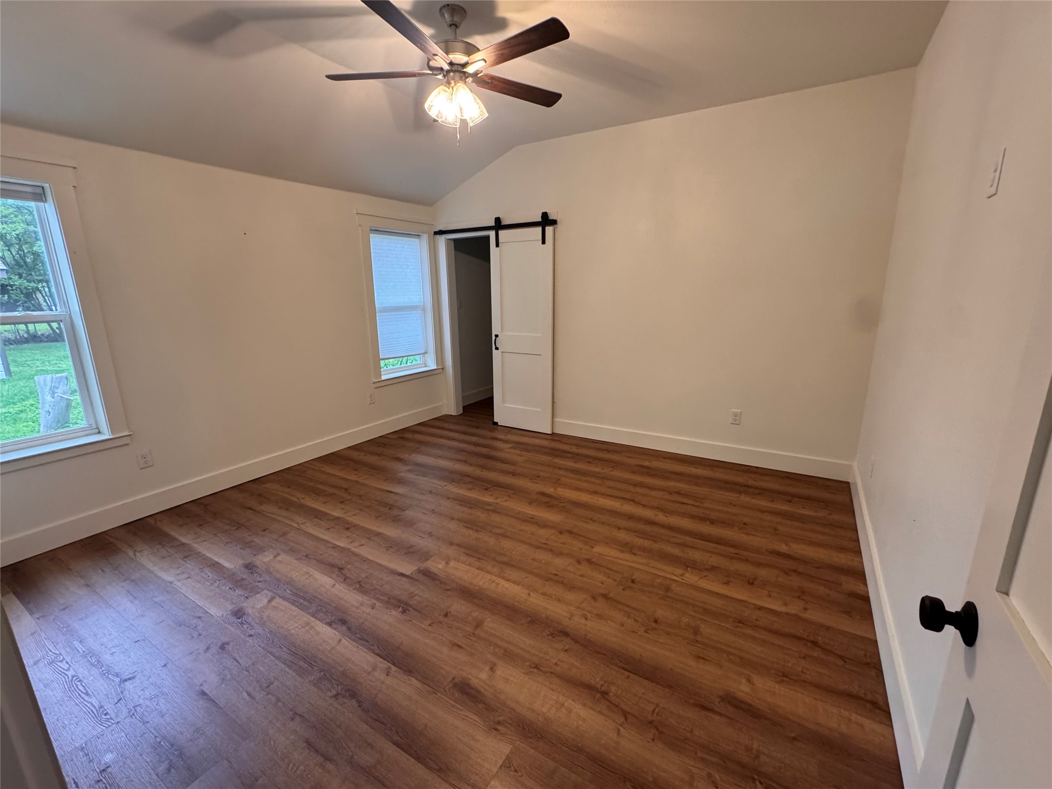 410 S Hannaford Street Granbury TX 76048