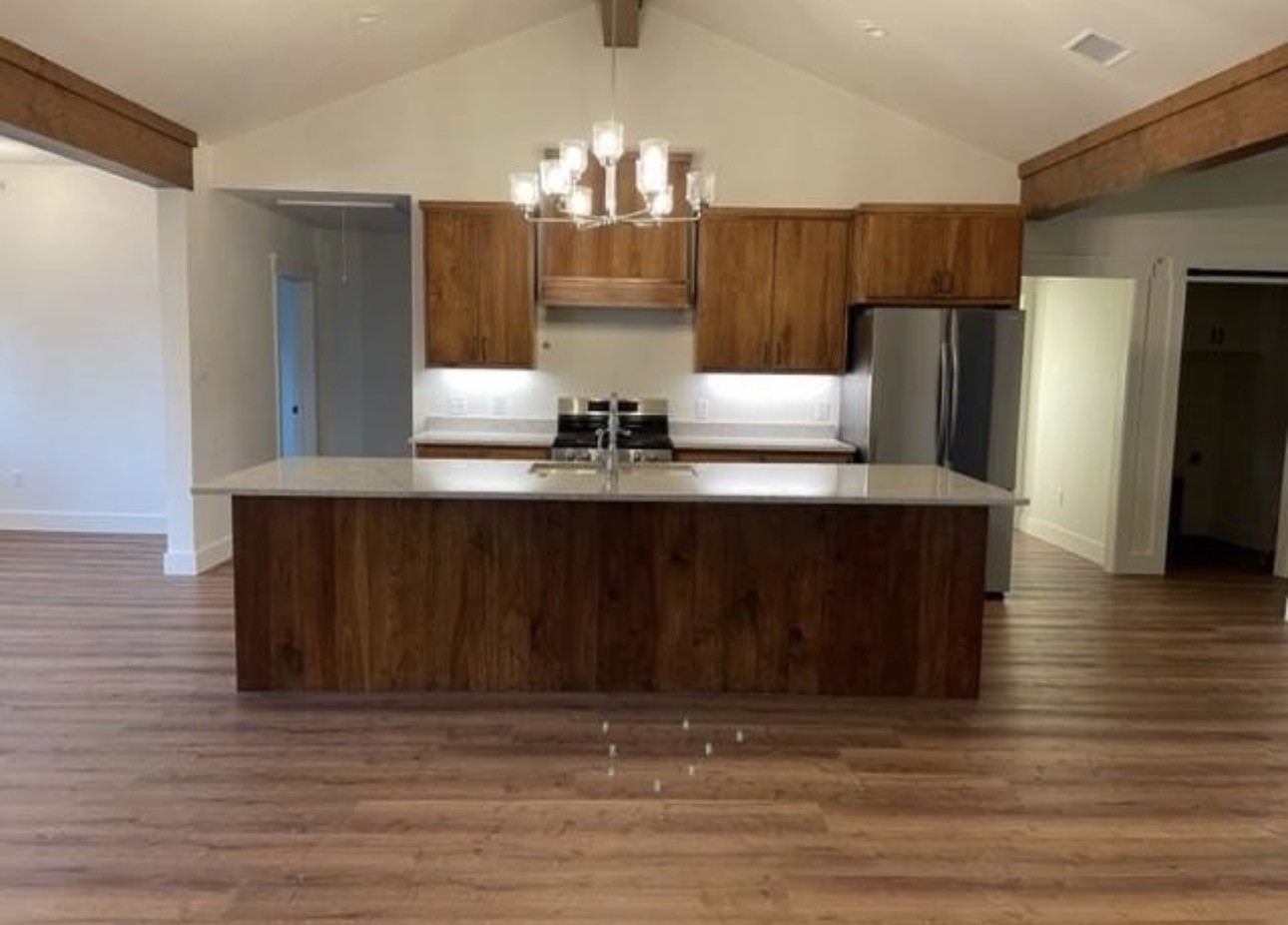 410 S Hannaford Street Granbury TX 76048