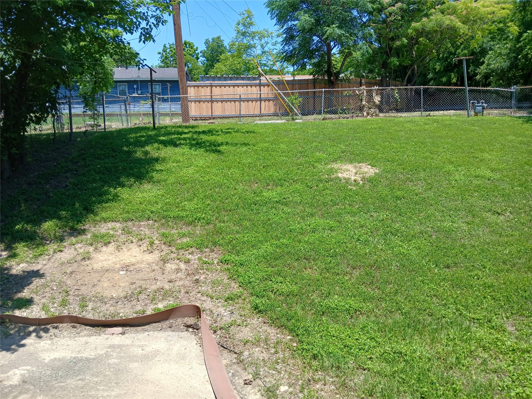 2557 Talco Drive Dallas TX 75241