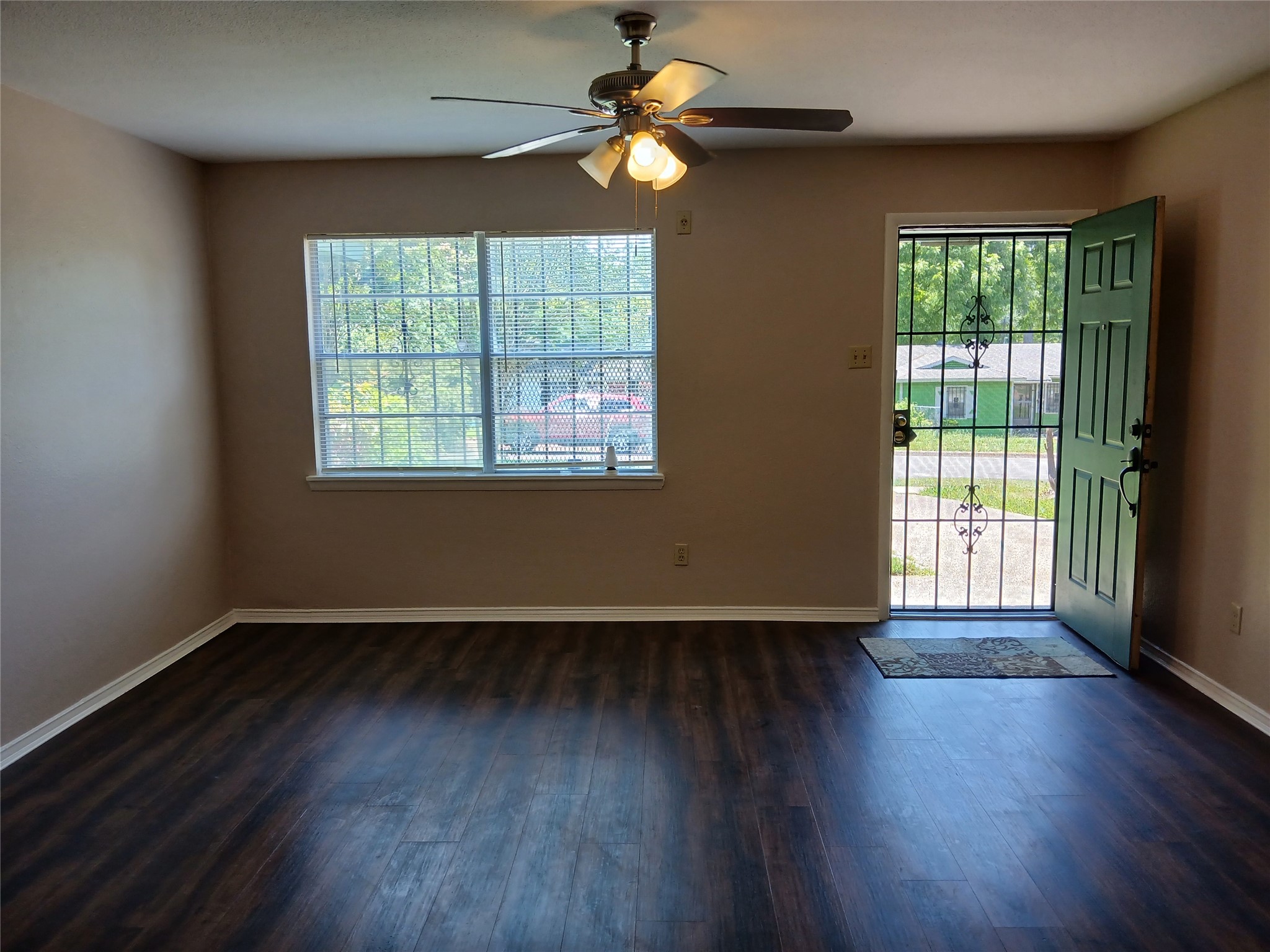 2557 Talco Drive Dallas TX 75241