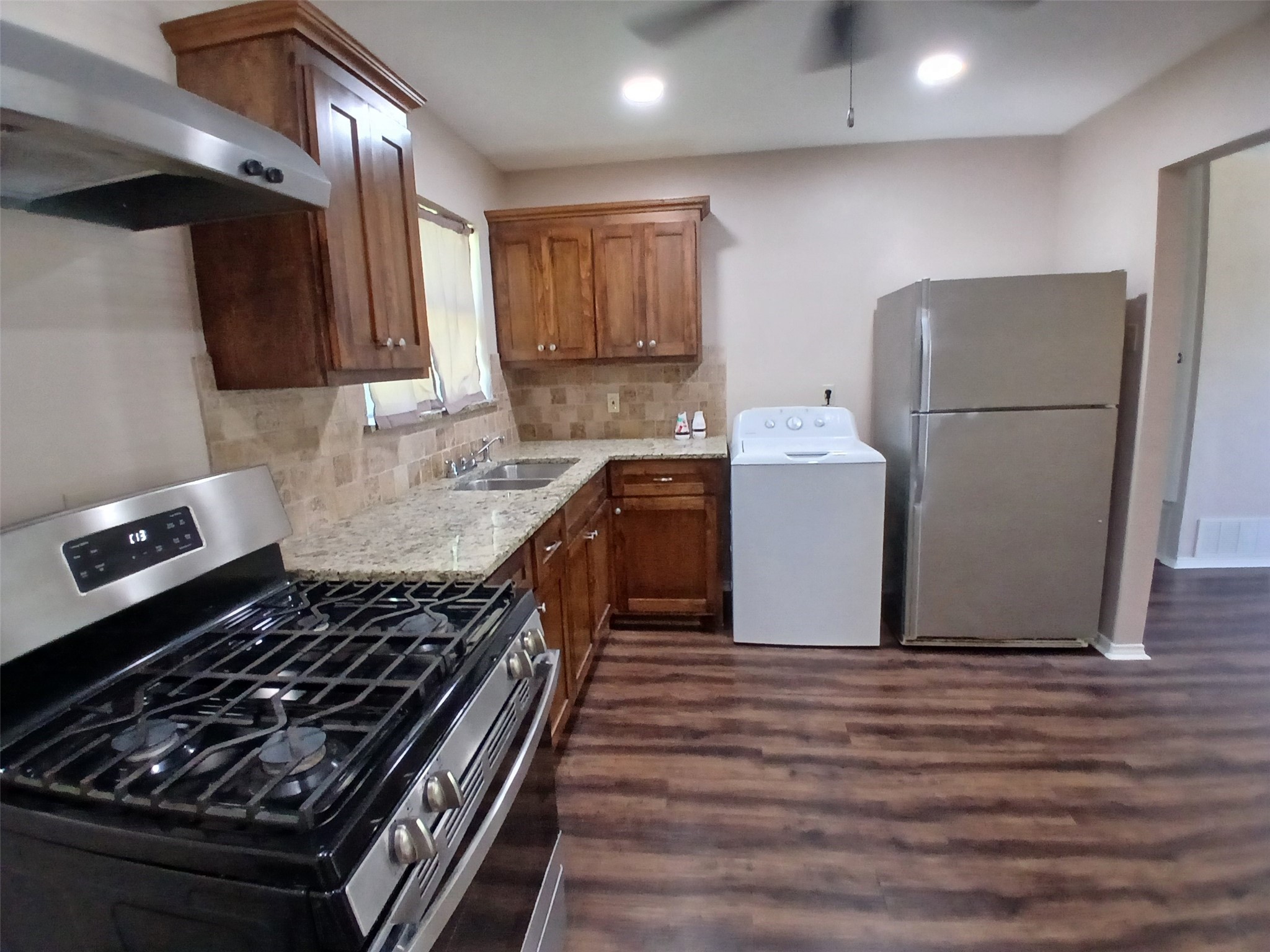2557 Talco Drive Dallas TX 75241