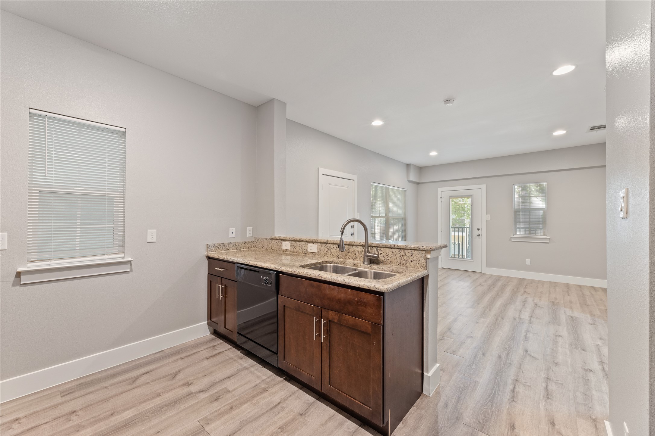 13609 W Pinnacle Circle Fort Worth TX 76040