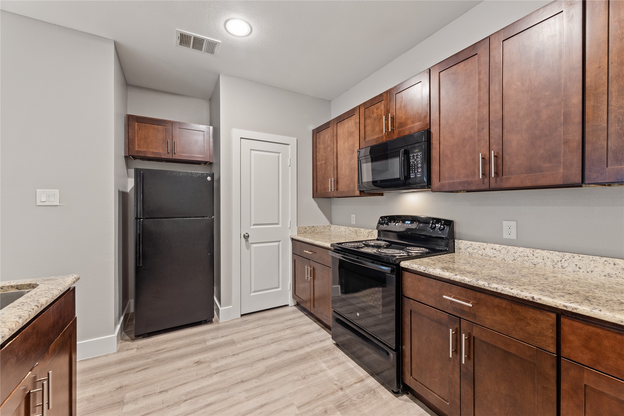 13609 W Pinnacle Circle Fort Worth TX 76040