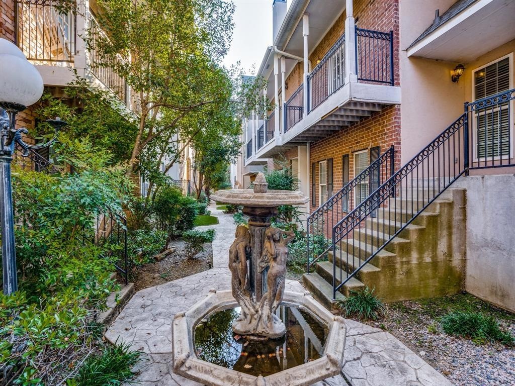 5707 Lewis Street Dallas TX 75206