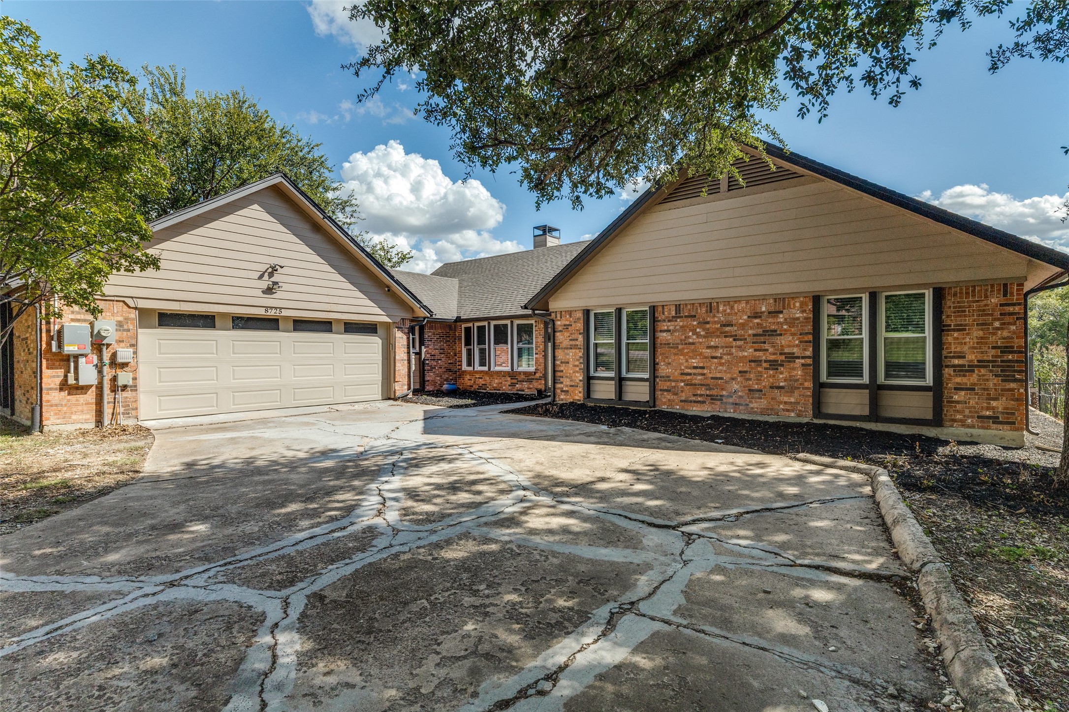8725 Hidden Hill Drive Fort Worth TX 76179
