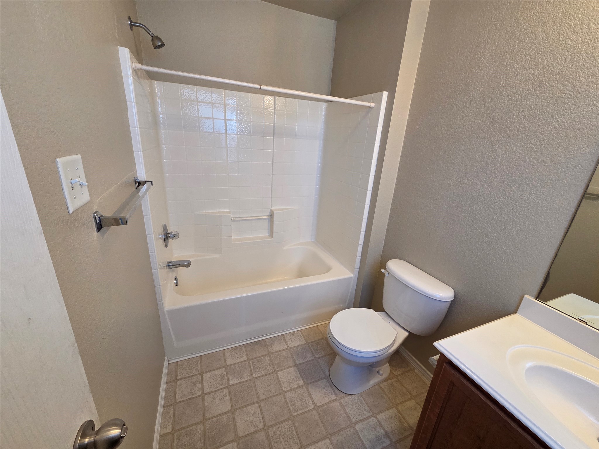 2326 Kingsway Drive Arlington TX 76012