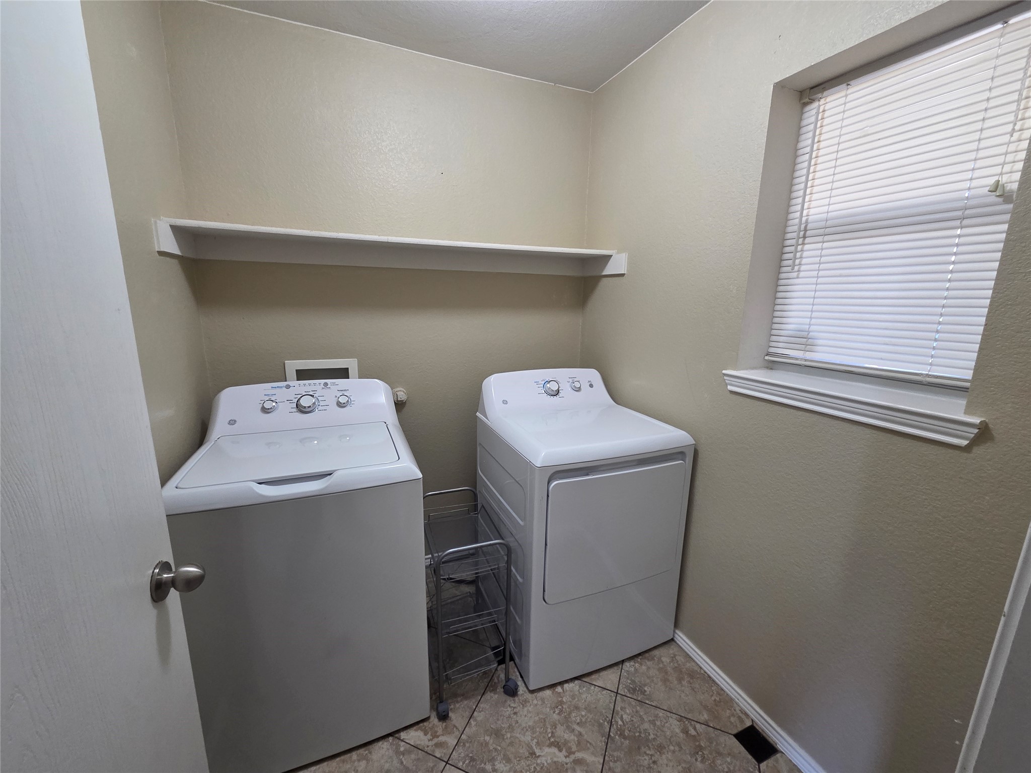 2326 Kingsway Drive Arlington TX 76012