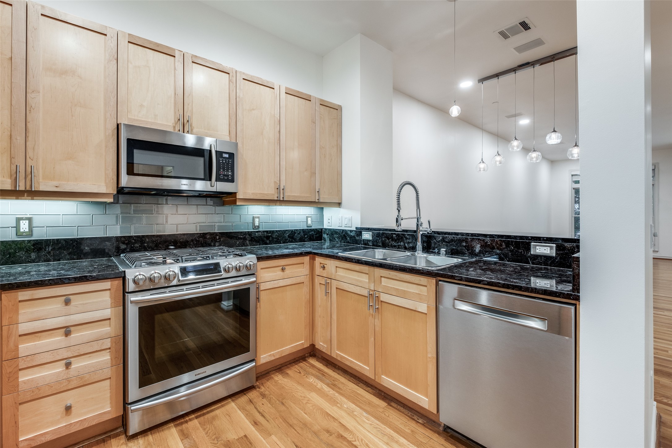 4310 Buena Vista Street Dallas TX 75205