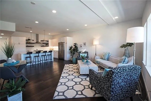 627 Finley Court Dallas TX 75208
