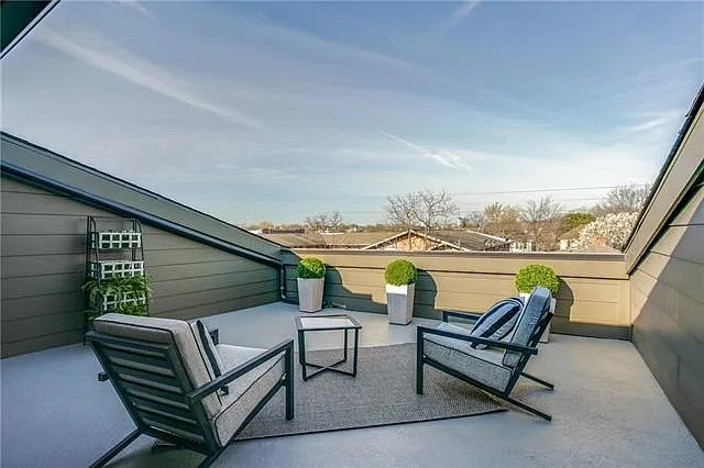 627 Finley Court Dallas TX 75208