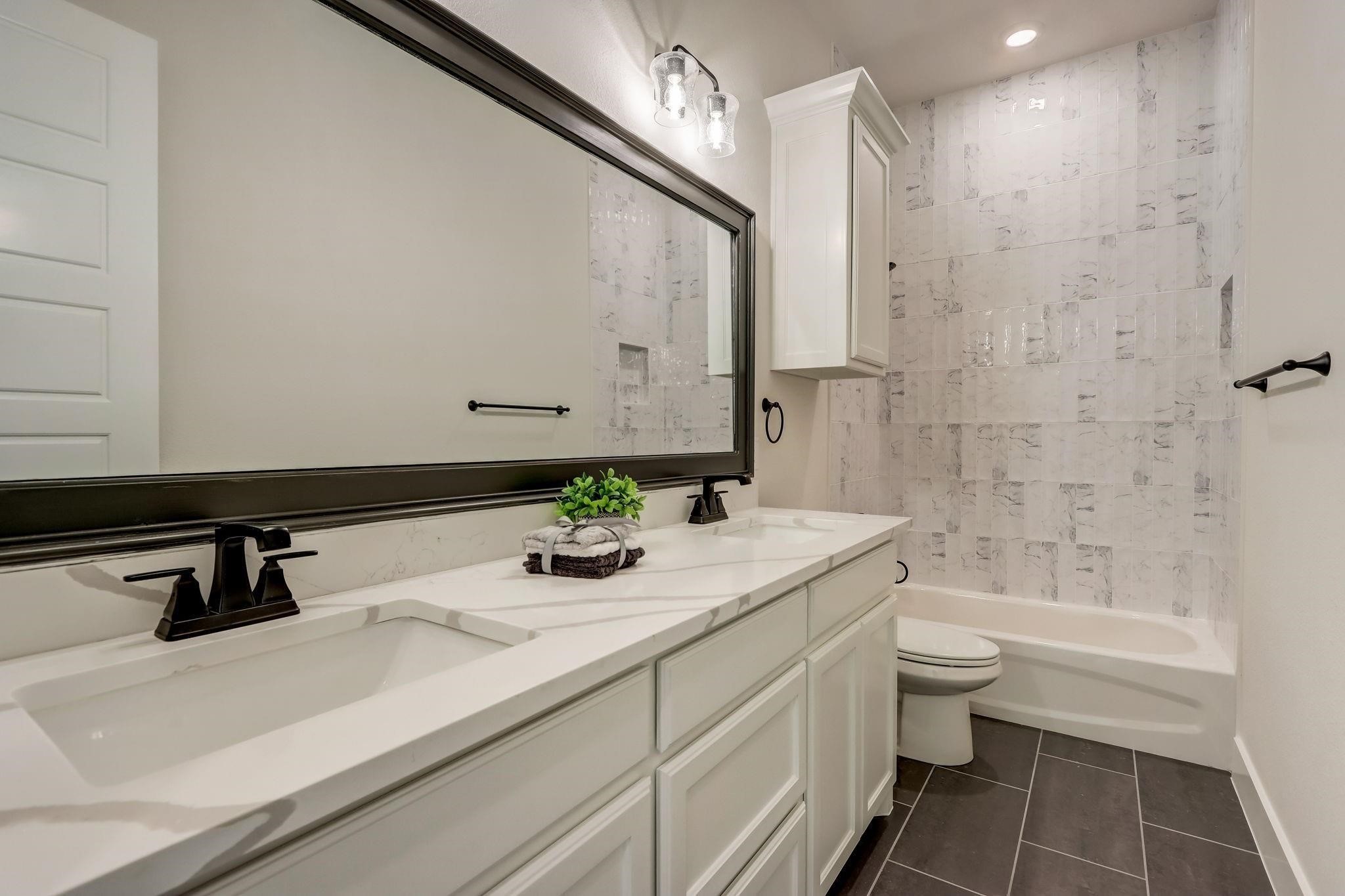 1007 Meadow Wood Terrace Azle TX 76020