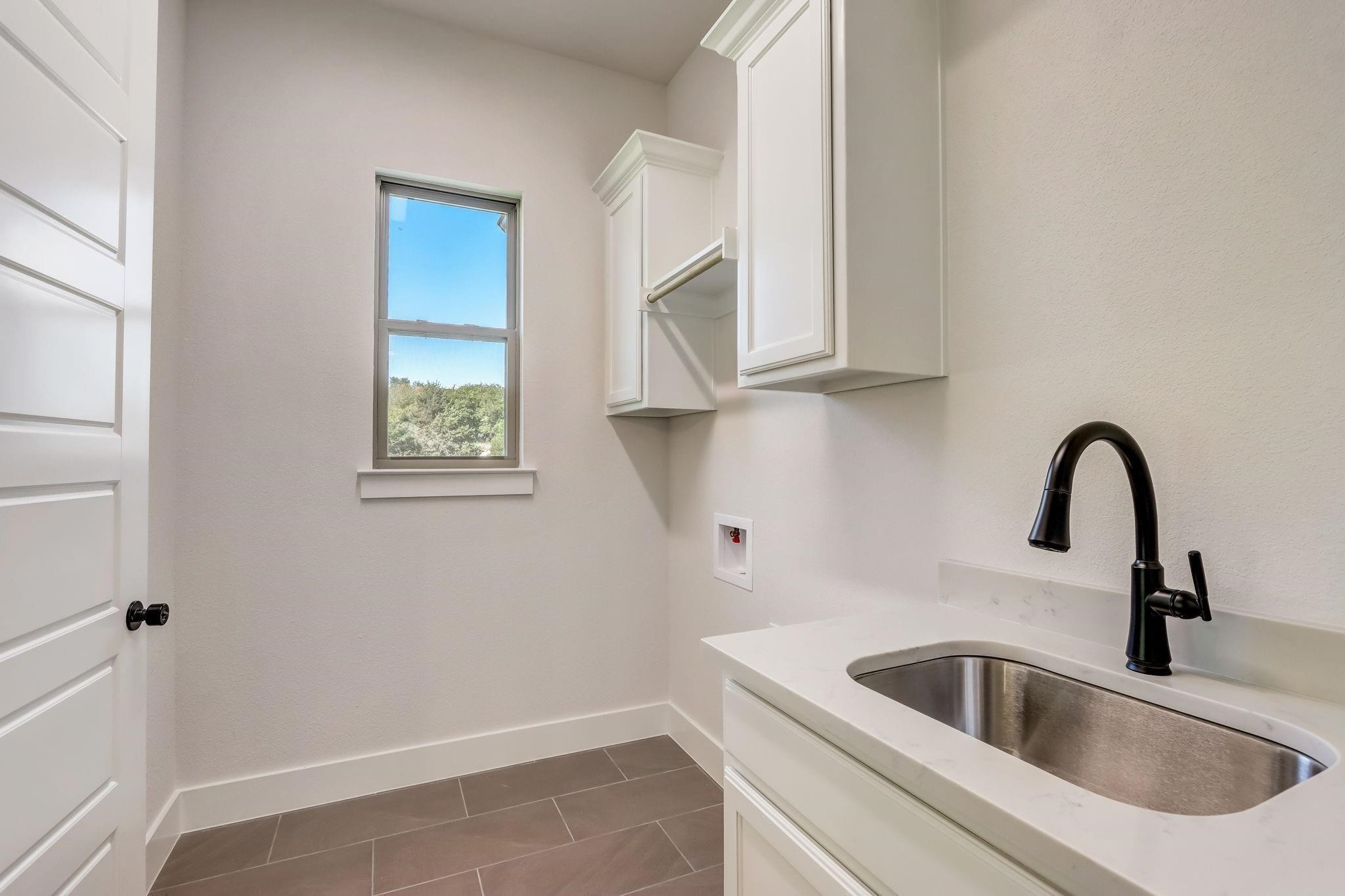1007 Meadow Wood Terrace Azle TX 76020